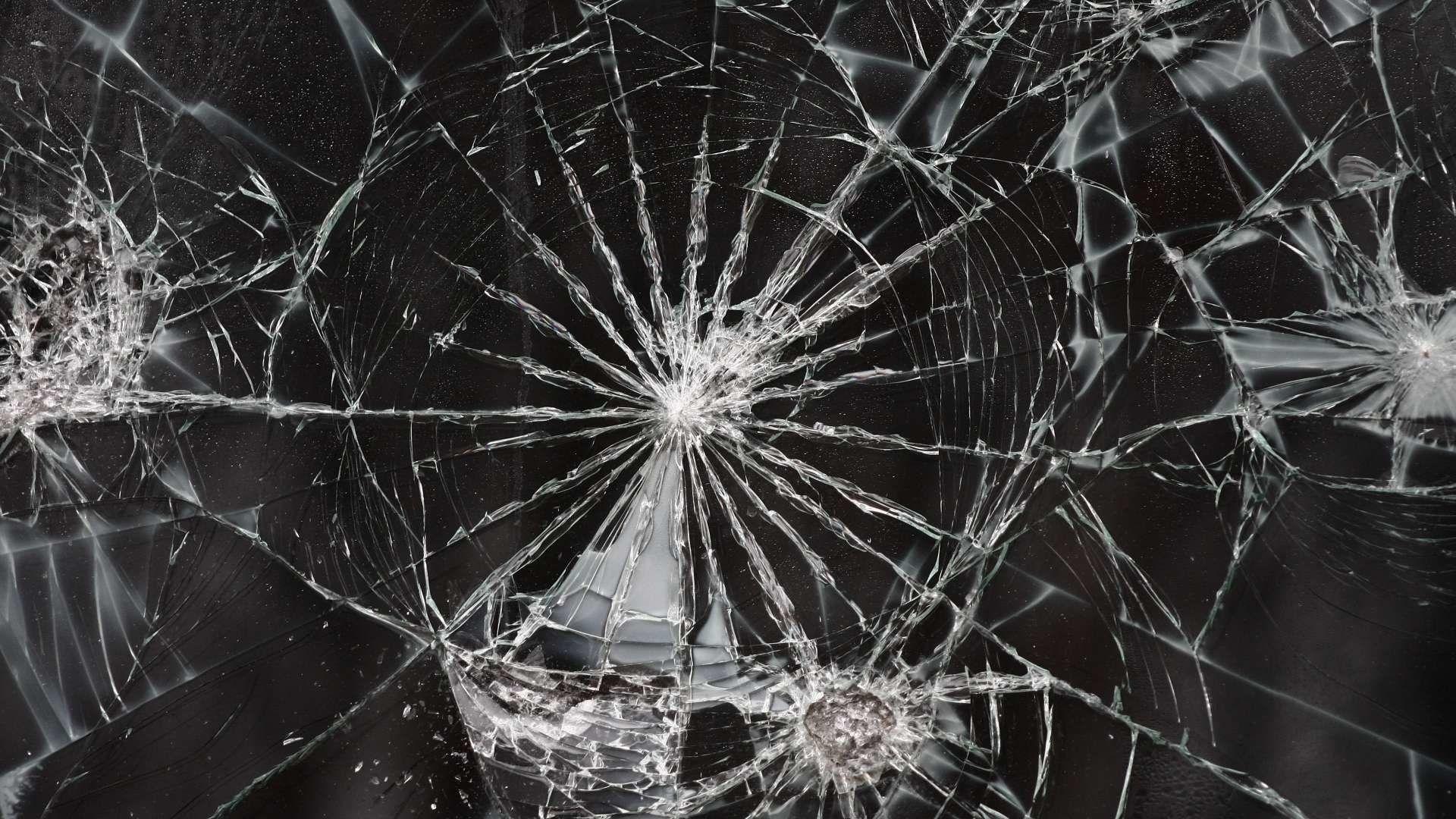 Cracked Screen HD Wallpaper and Background Image