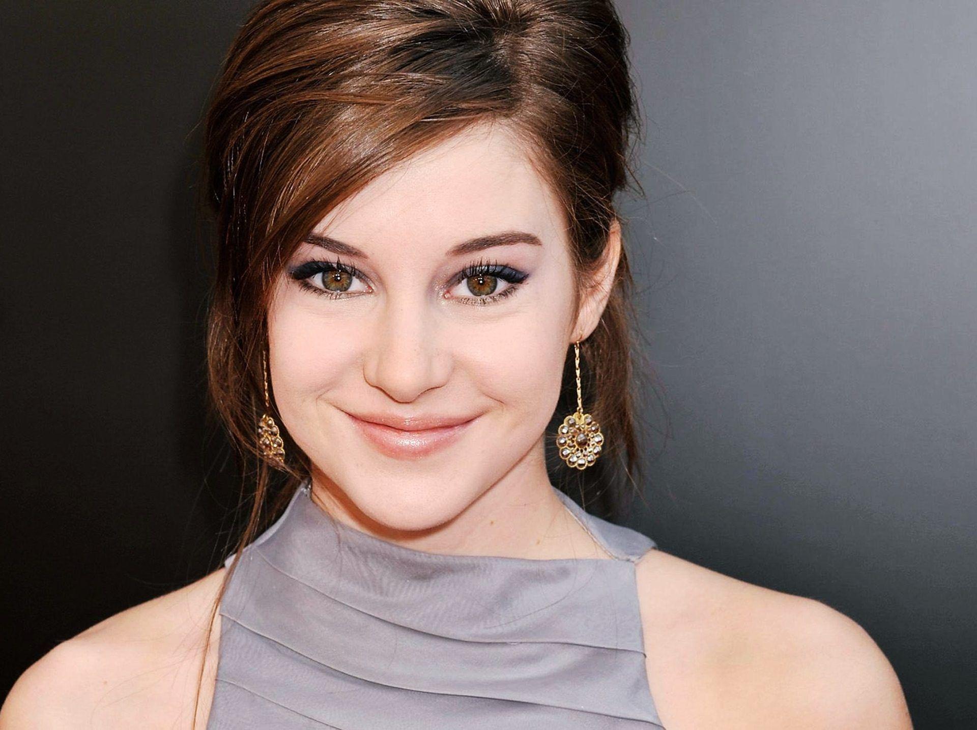 shailene woodley Gorgeous HD Image And Picture