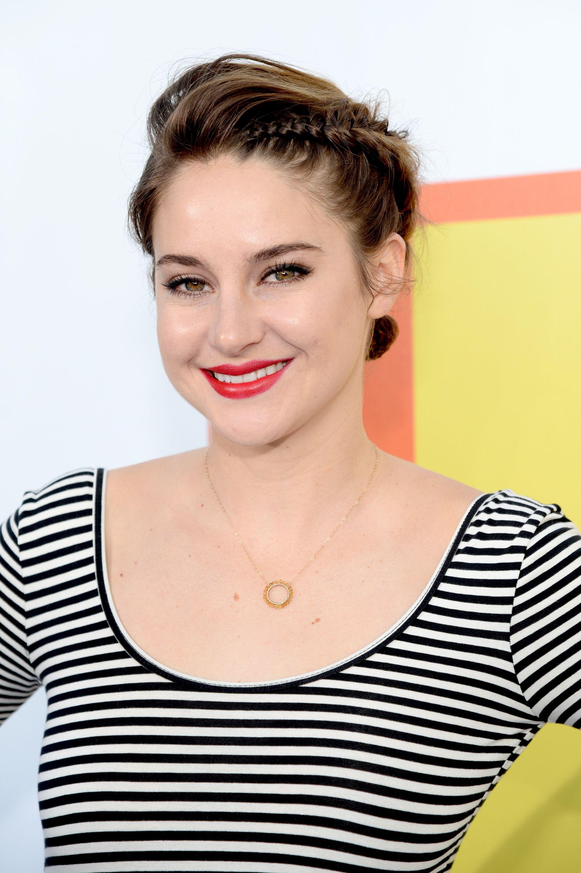 Shailene Woodley's Braids At The MTV Movie Awards 2015