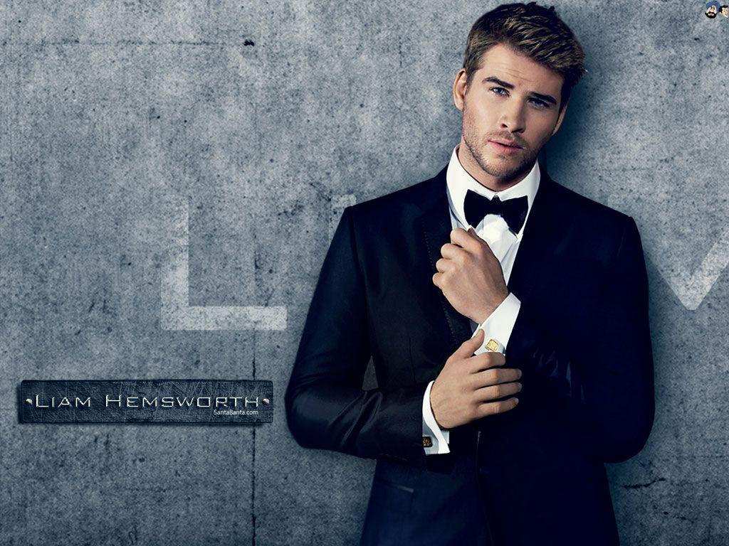 Liam Hemsworth Wallpaper