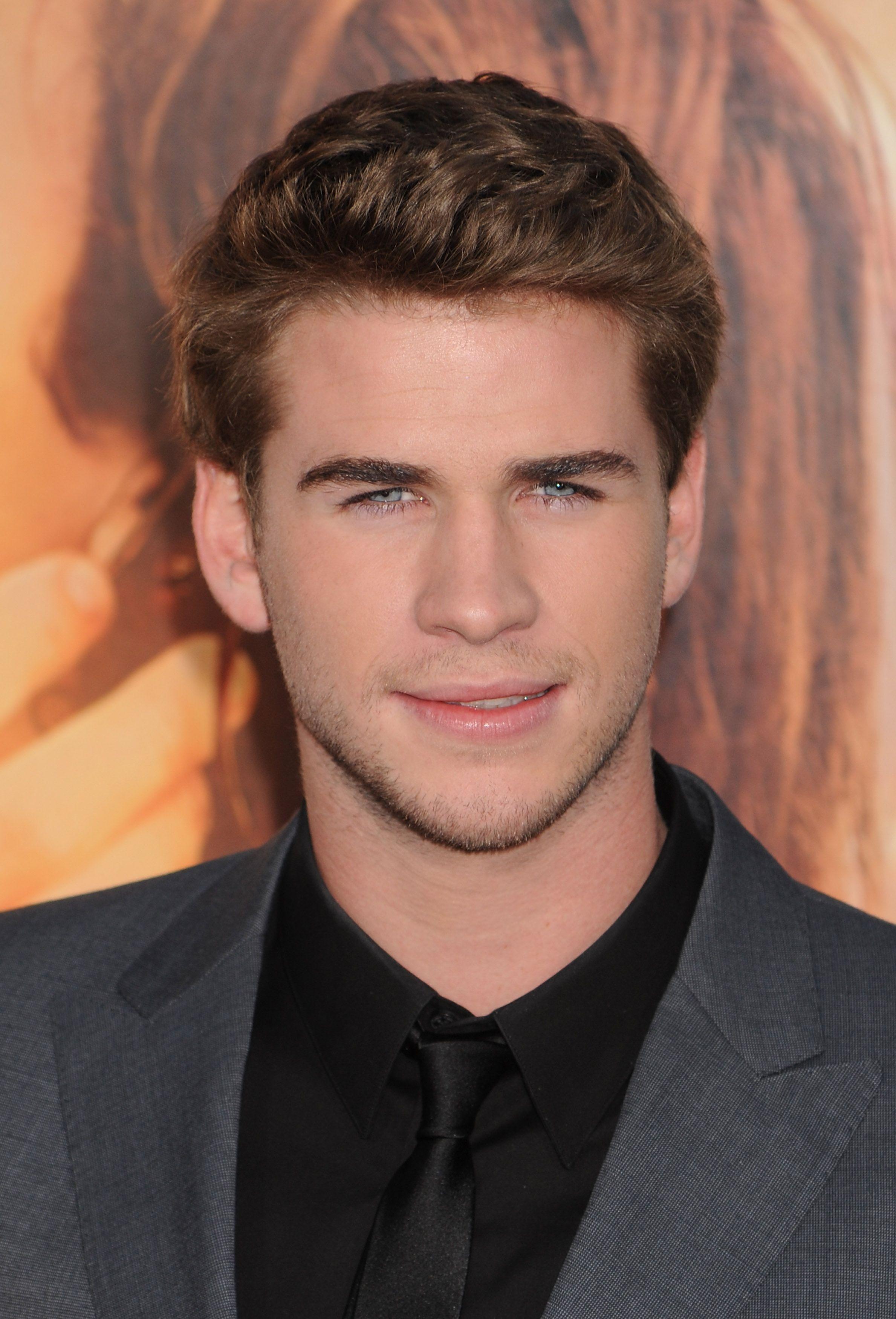 Liam Hemsworth 2017 Wallpapers - Wallpaper Cave