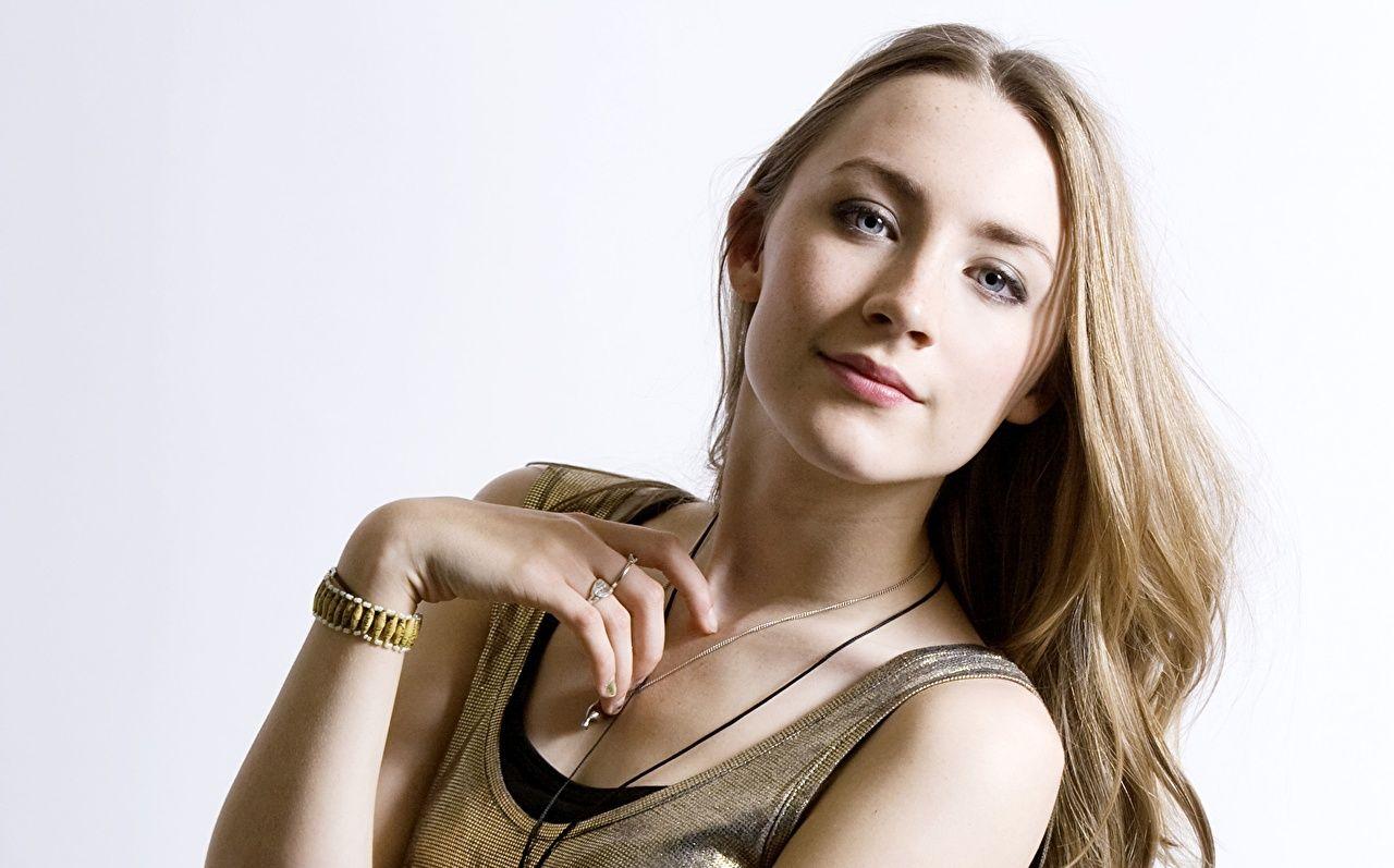 Saoirse Ronan wallpaper picture download