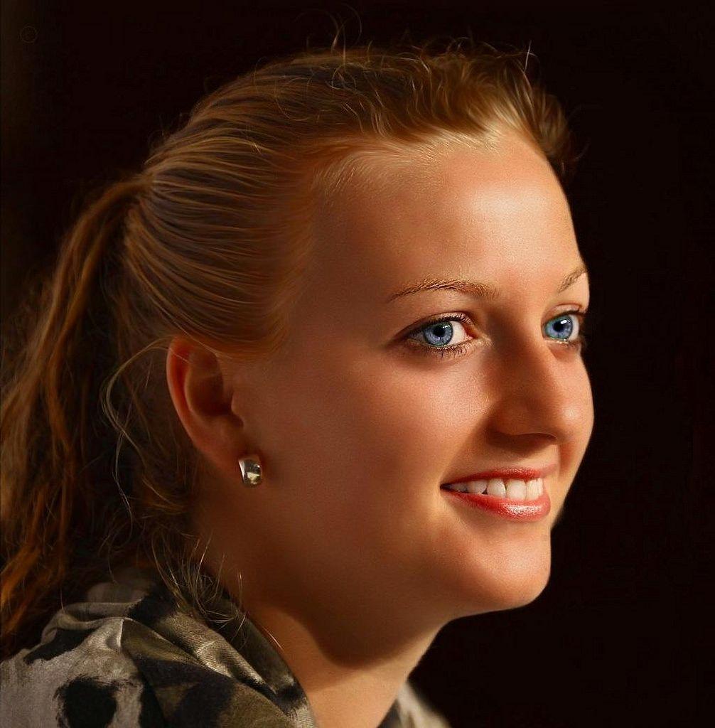 Petra Kvitova Beautiful Face Blue Eyes Girl HD. Free Downlo