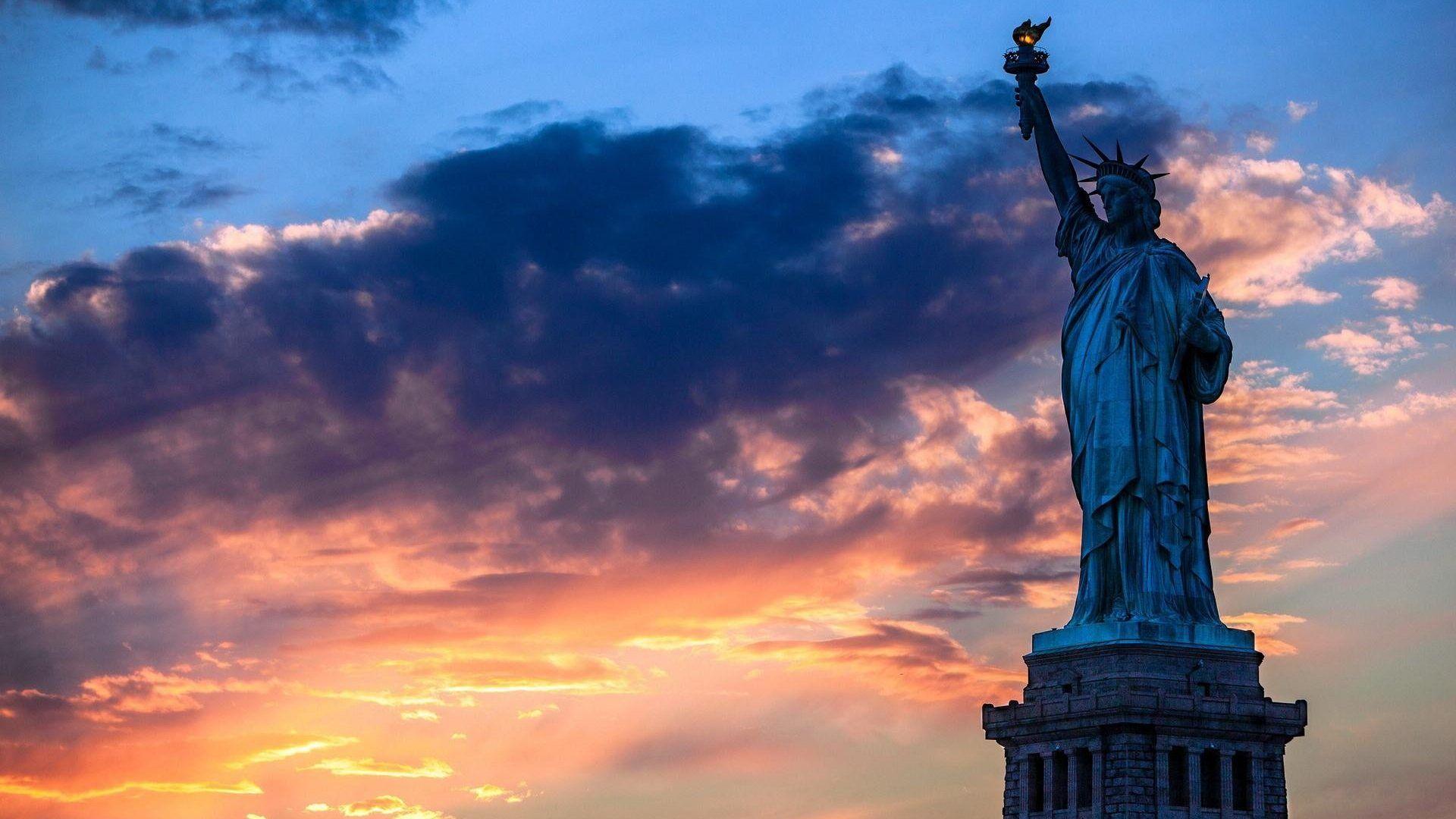 Monuments: Statue Liberty Sunset Landmarks Statues Sunsets