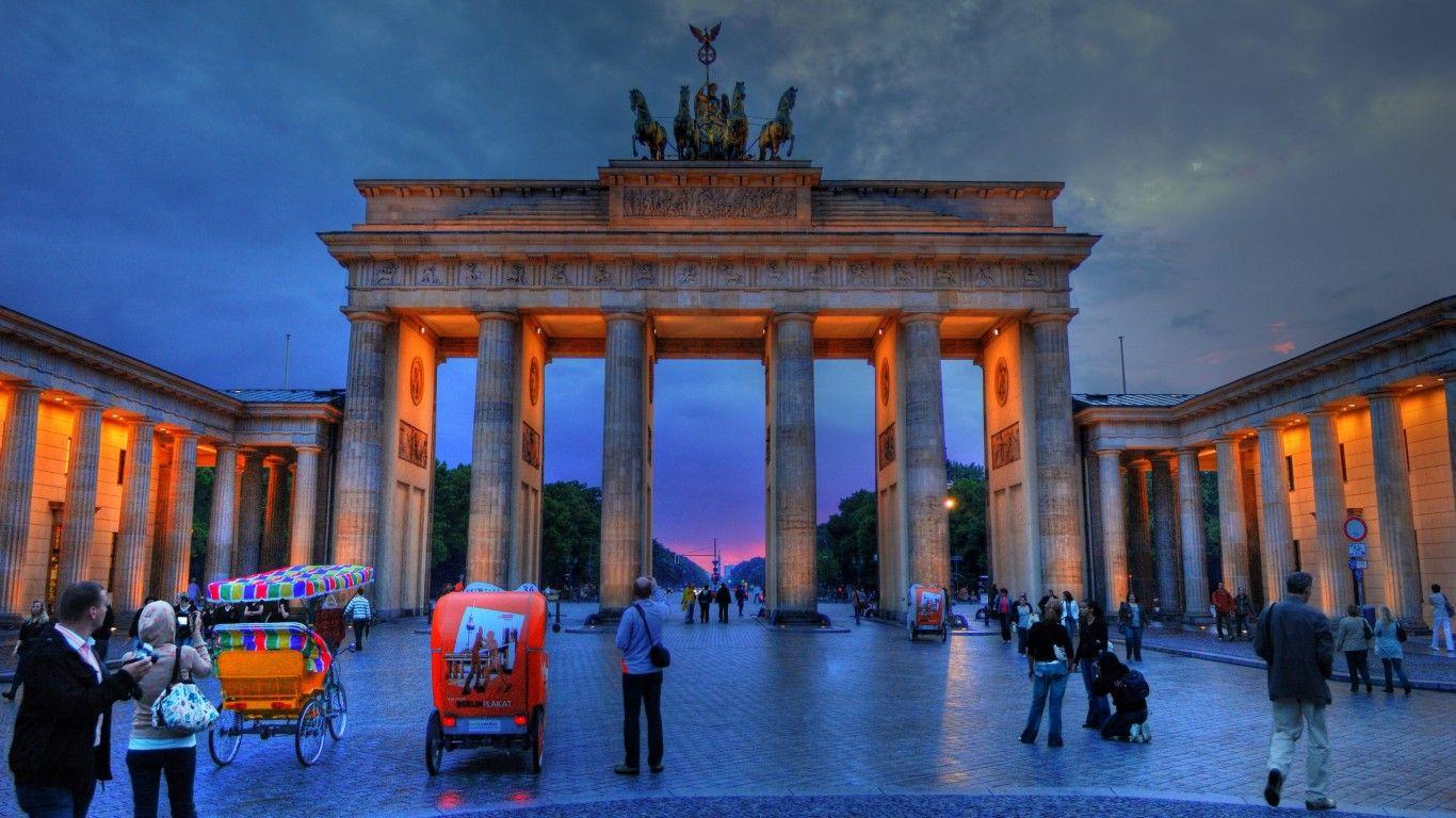 Brandenburg Gate Travel Wallpaper