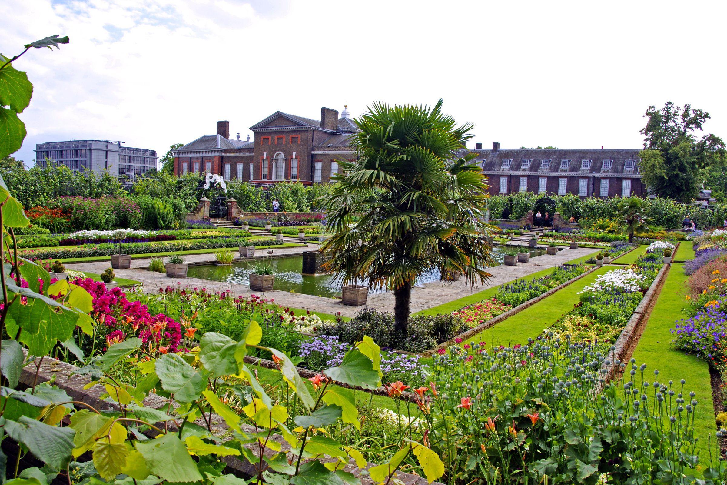 UK London Kensington Palace Gardens Nature 2400x1600