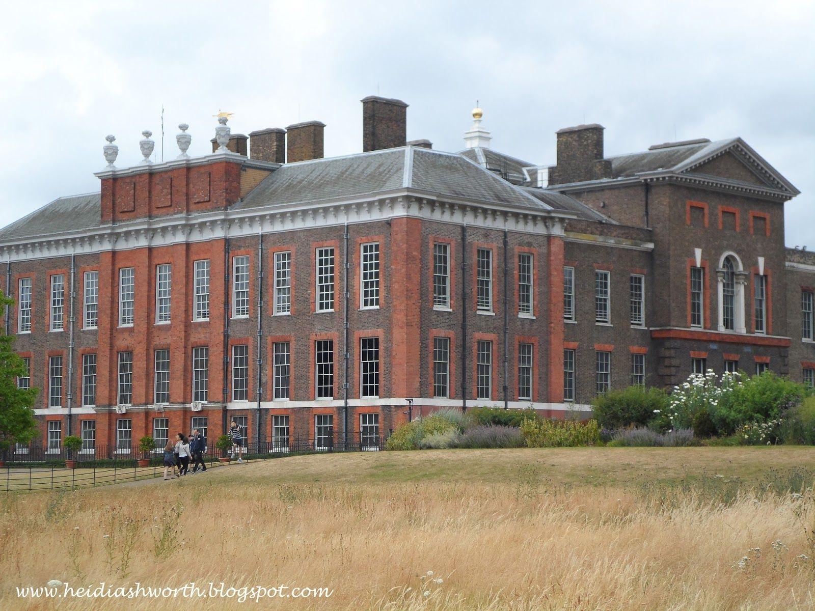 DUNHAVEN PLACE: In Which I go to the Orangery at Kensington Palace