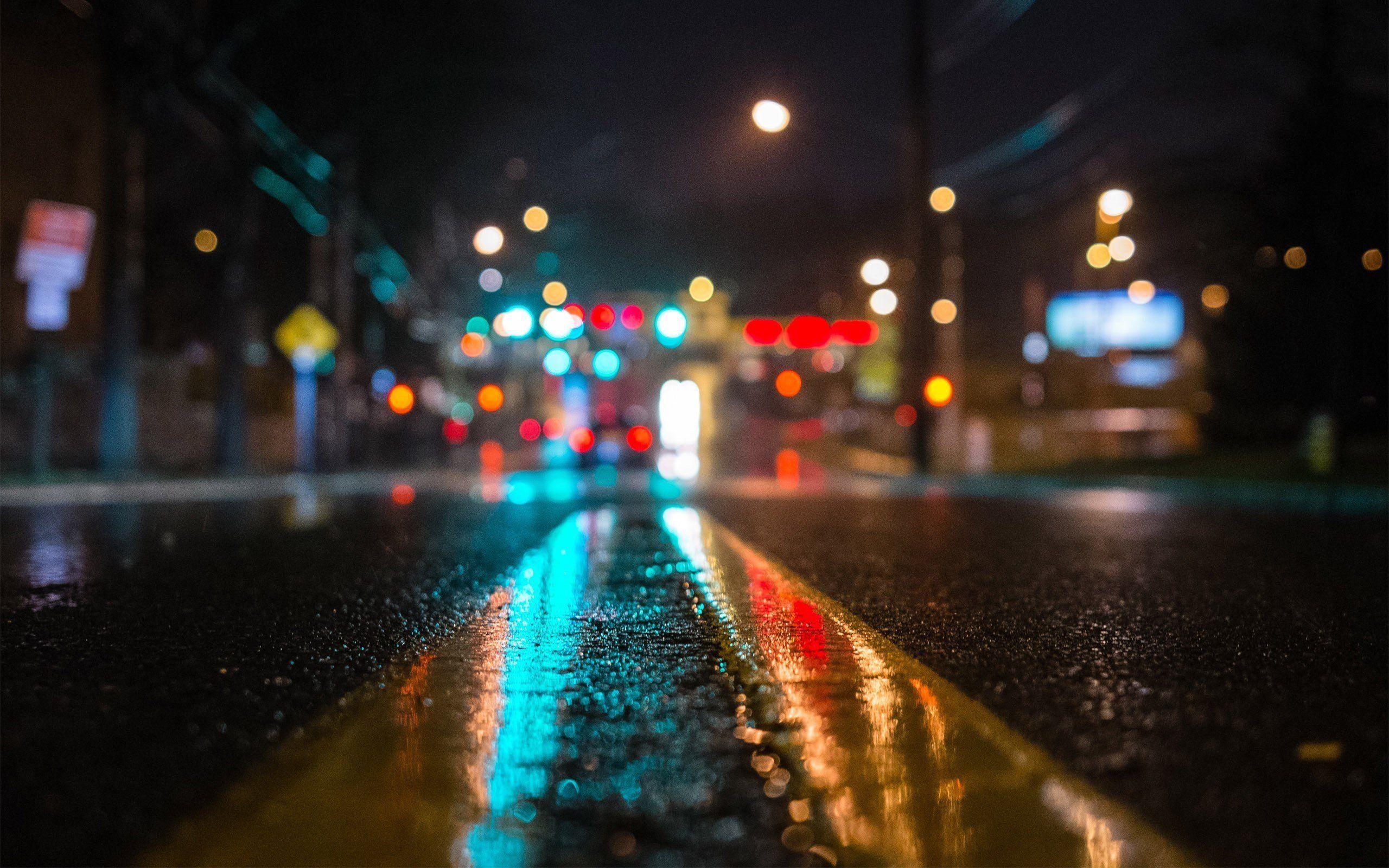 City lights, wet street inspiration with color #LGLimitlessDesign