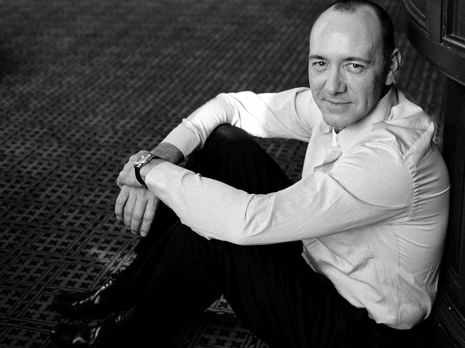 Kevin Spacey photo, picture, stills, image, wallpaper, gallery