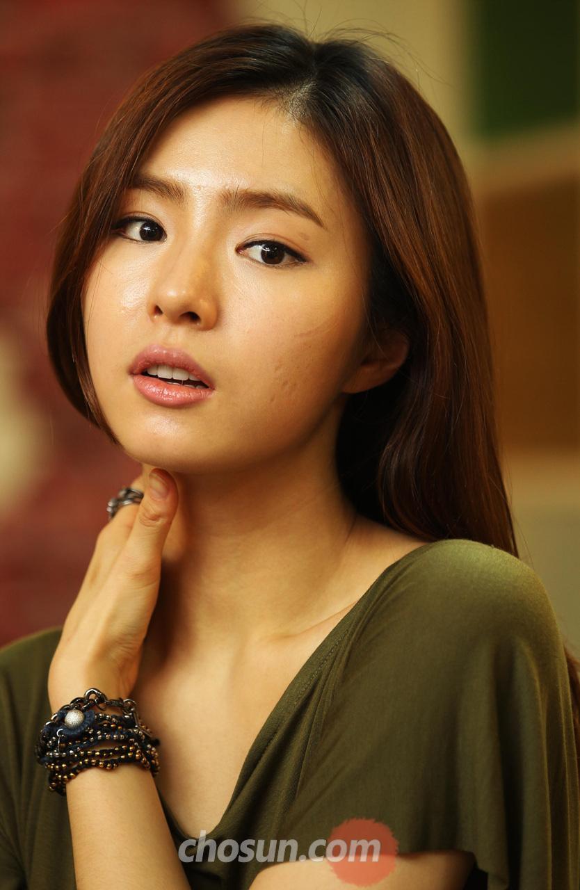Shin Se Kyung 신세경 & actresses