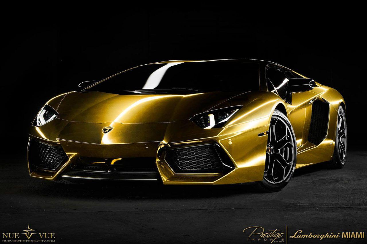 Wallpaper 3d Gold Car