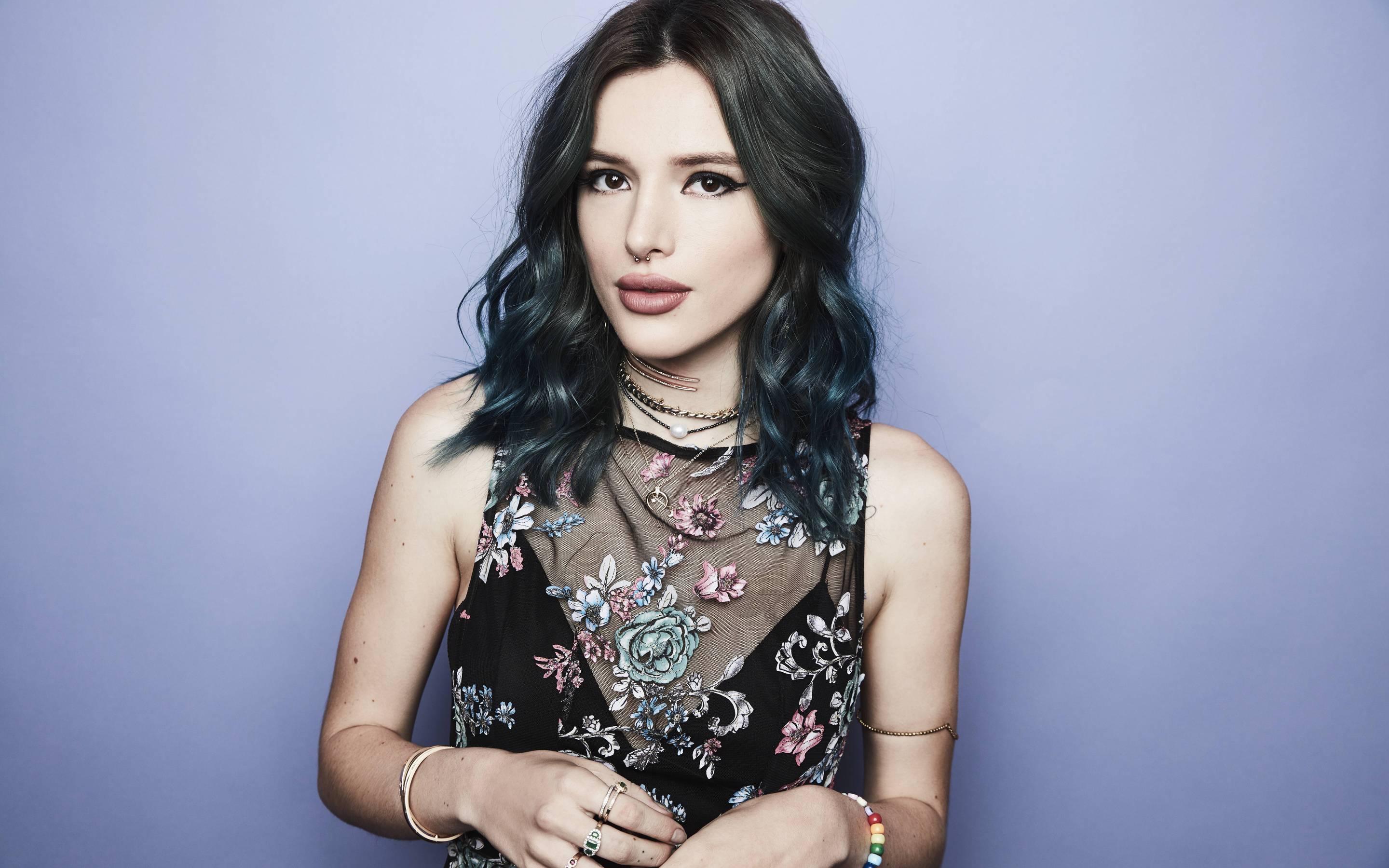 Download Bella Thorne Hair Color 2017 8k HD 4k Wallpaper