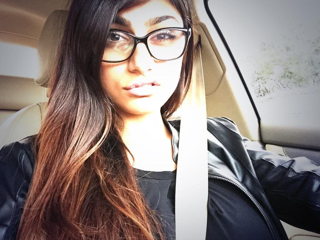 Mia Khalifa Wallpapers - Wallpaper Cave