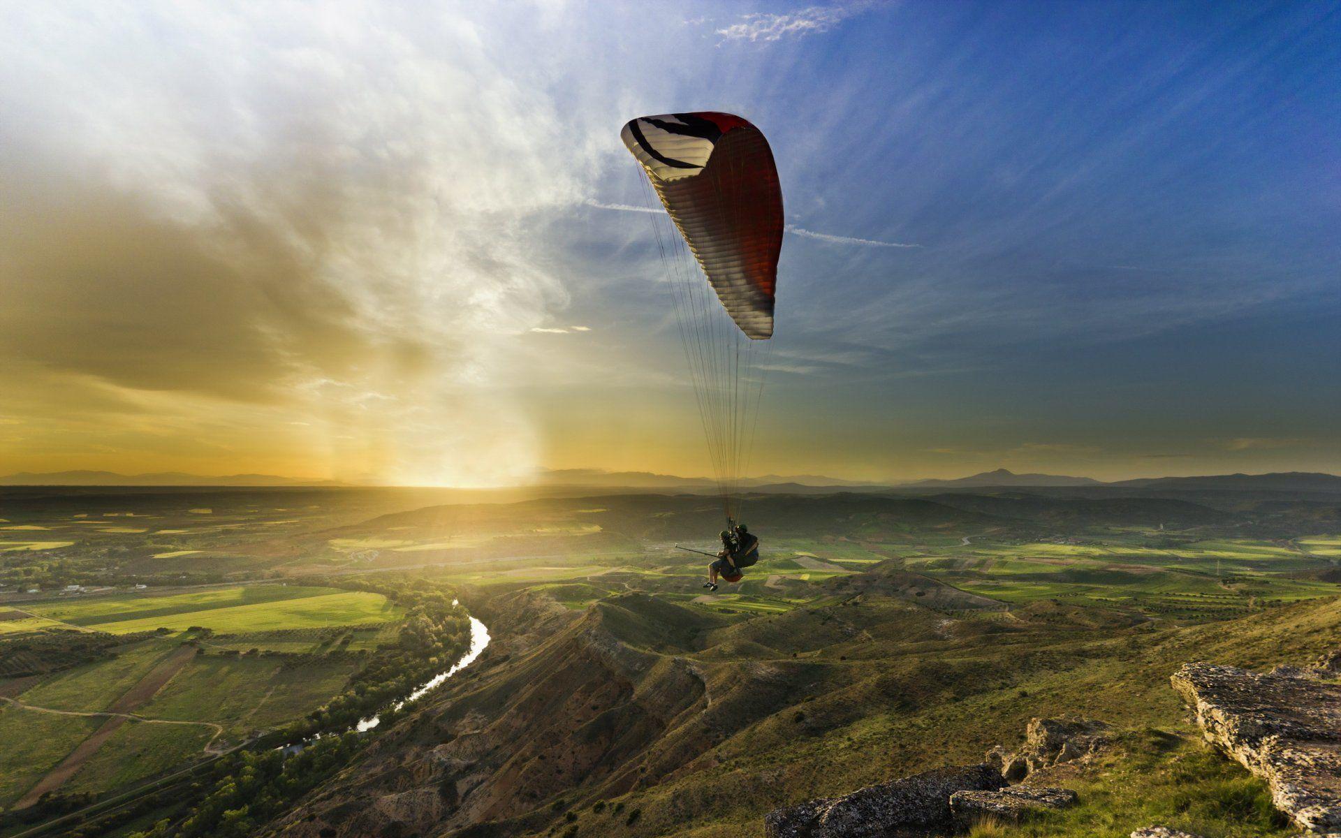 Paragliding wallpaper