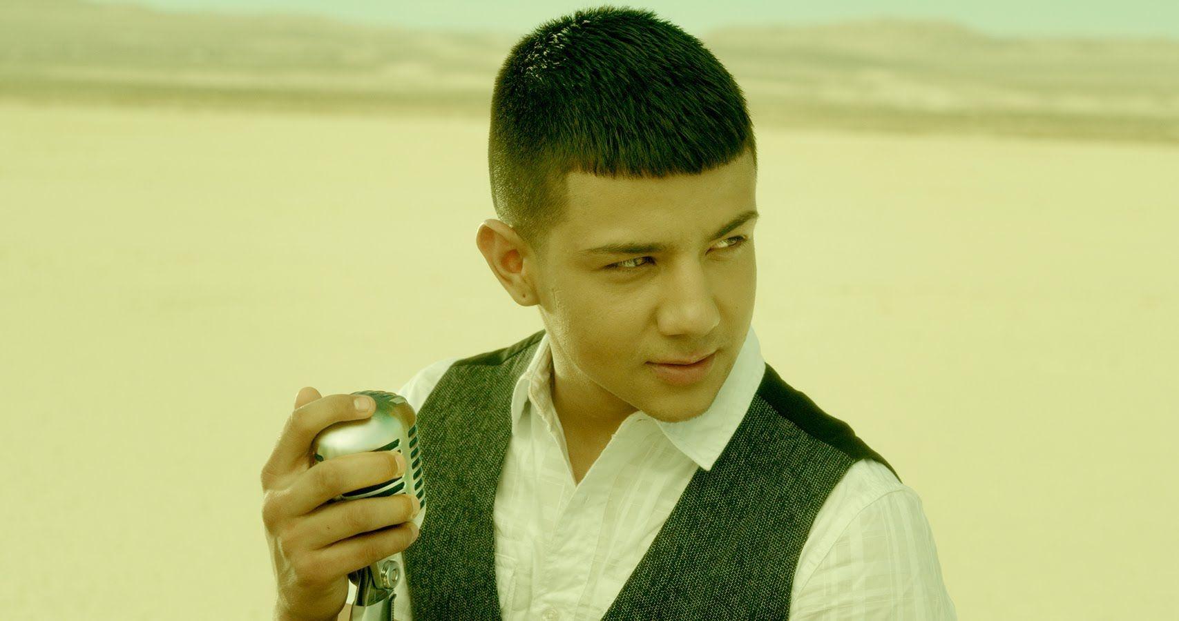 keep calm and love luis coronel wallpaper