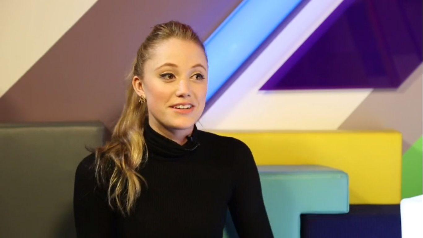WATCH: Ringer actress Maika Monroe talks 5th Wave Movie in new