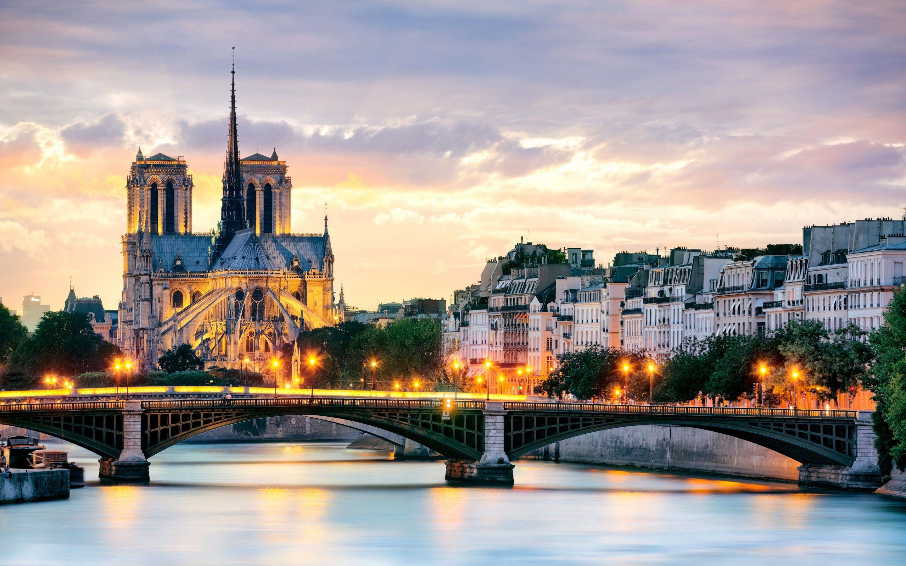 Notre Dame De Paris Full HD Wallpaper