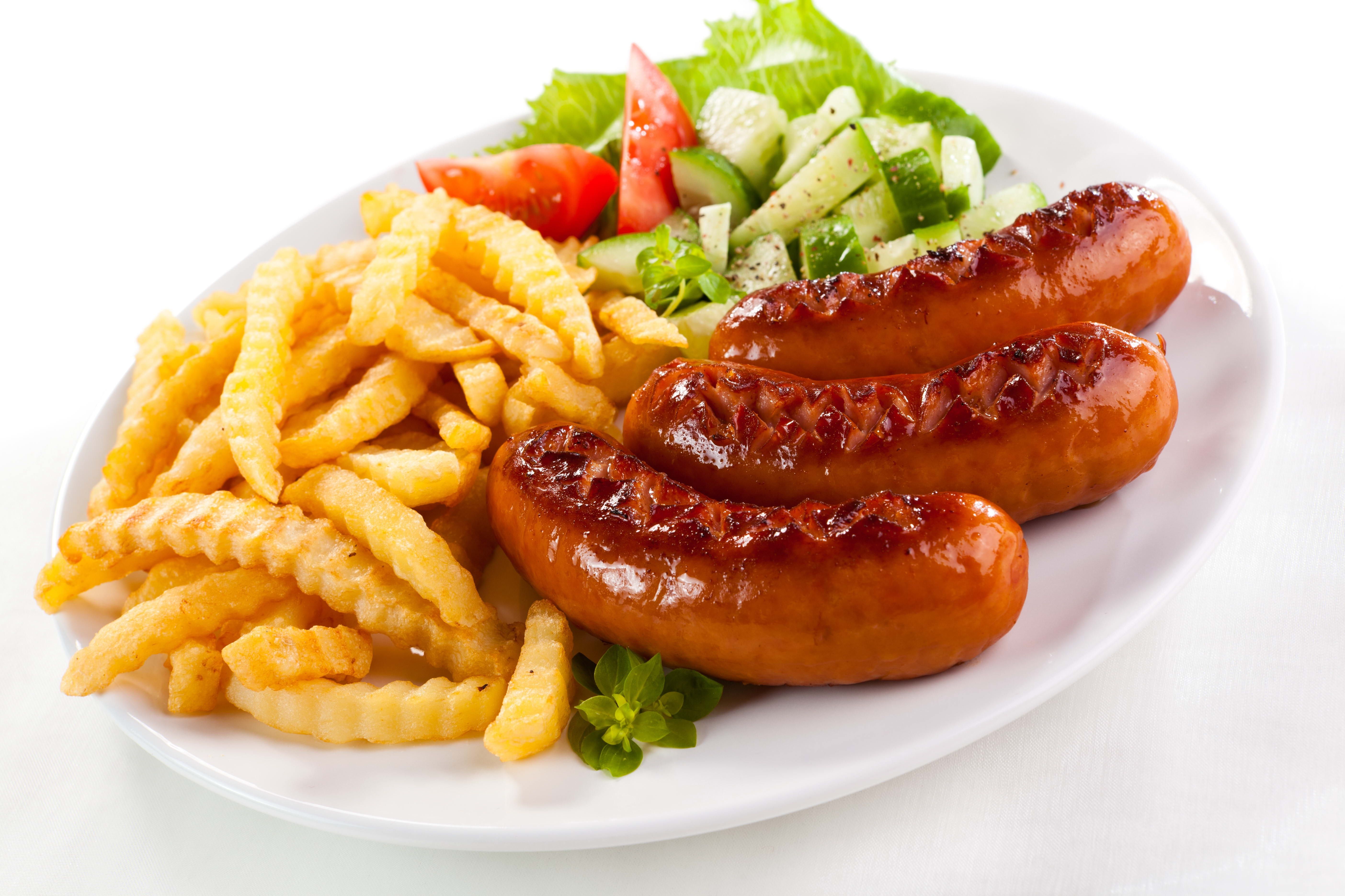 Download Wallpaper Sausage, Potatoes, Salad, plate HD Background