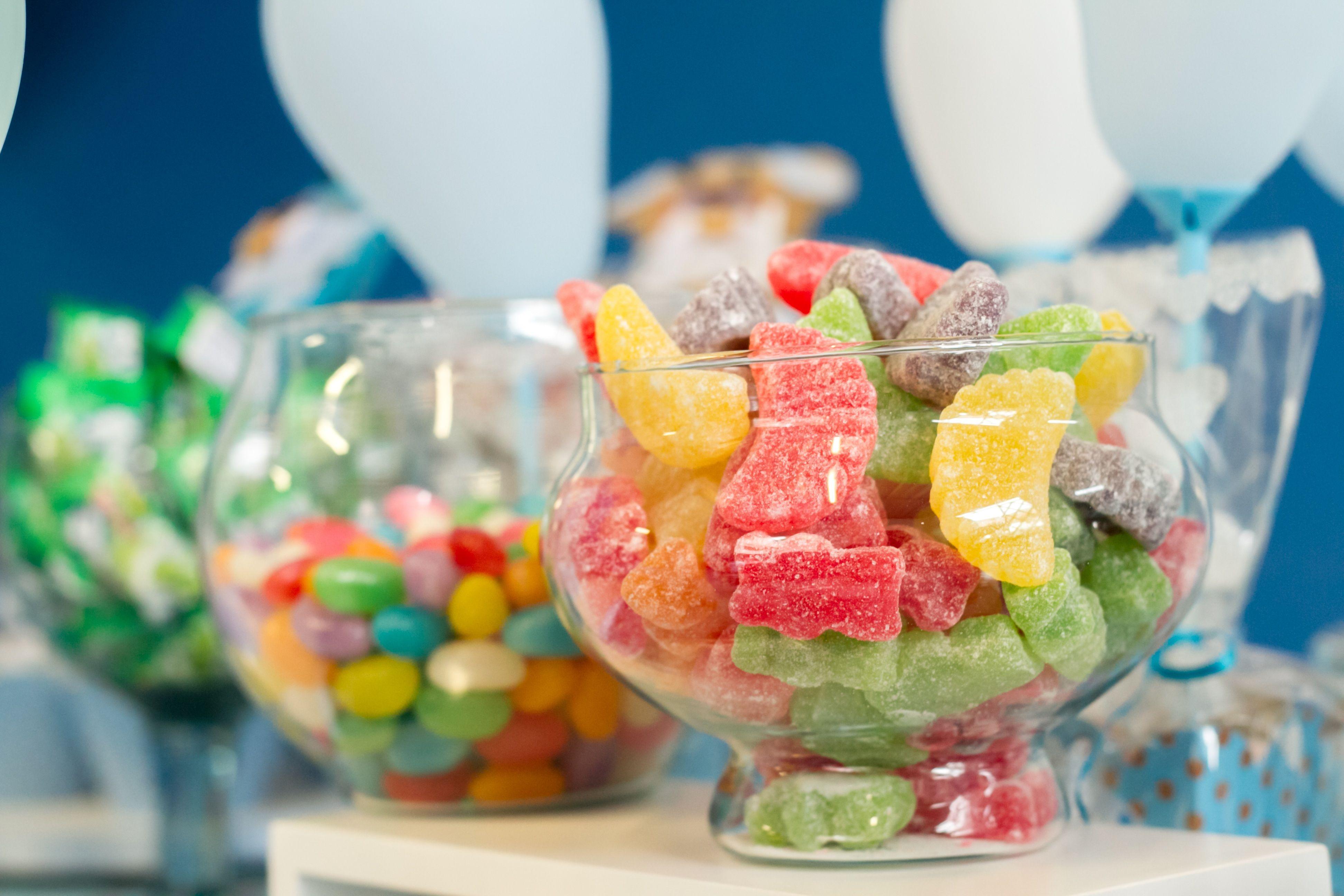 Bowl of lollies at a party Computer Wallpaper, Desktop