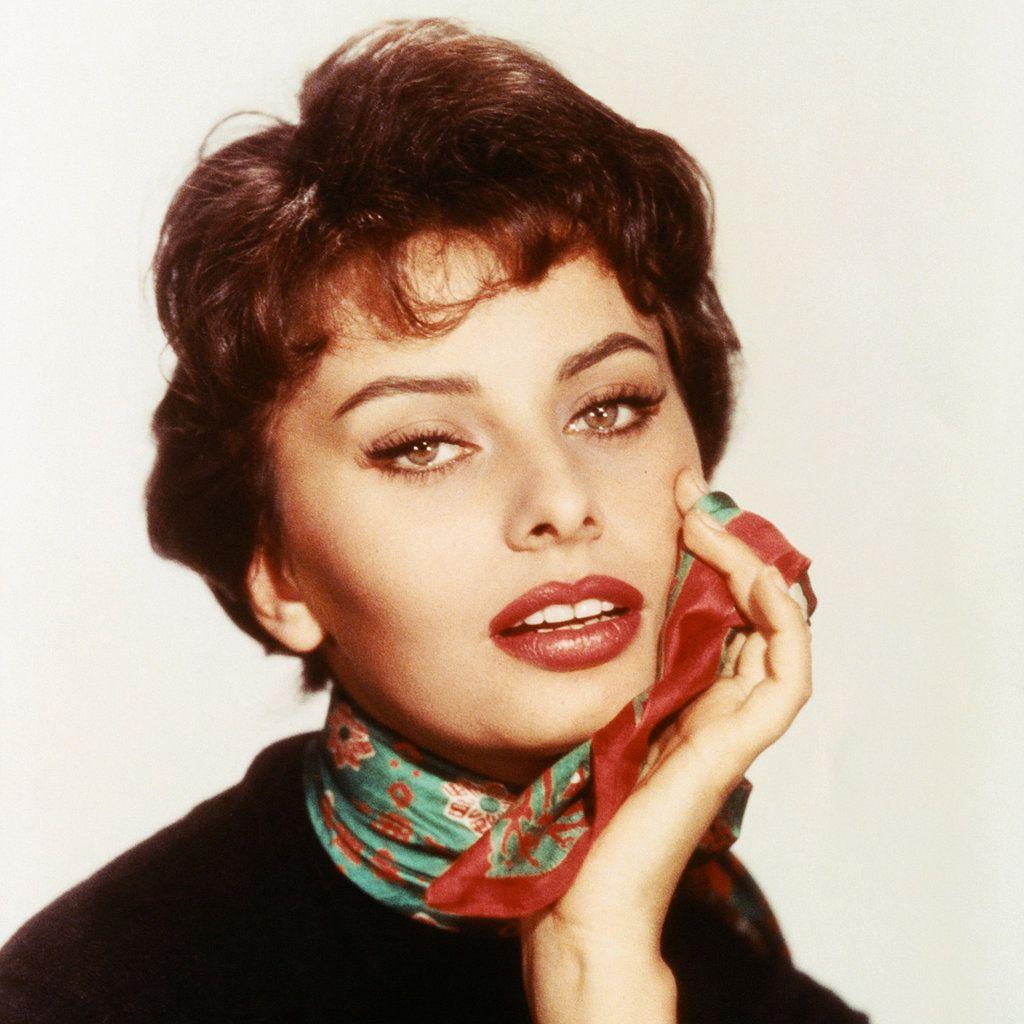 Sophia Loren HD Desktop Wallpaper