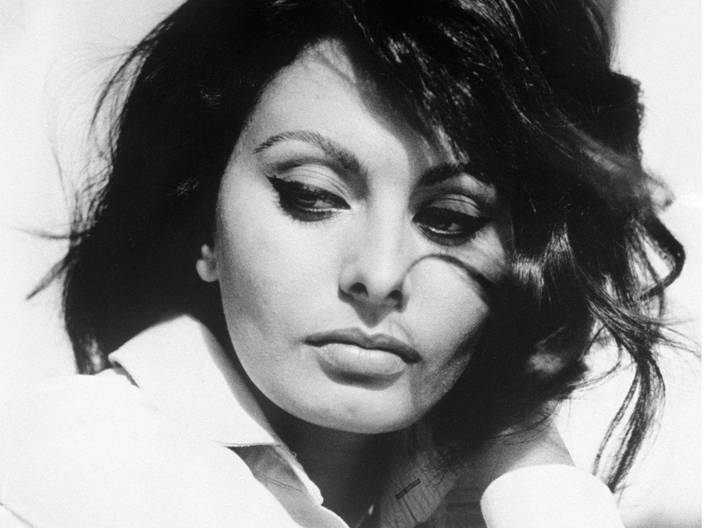 HD Sophia Loren Wallpaper And Photo Desktop Background