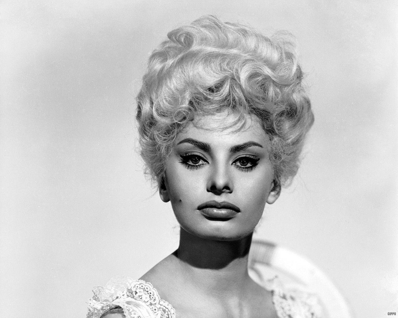 Sophia Loren wallpaperx1024