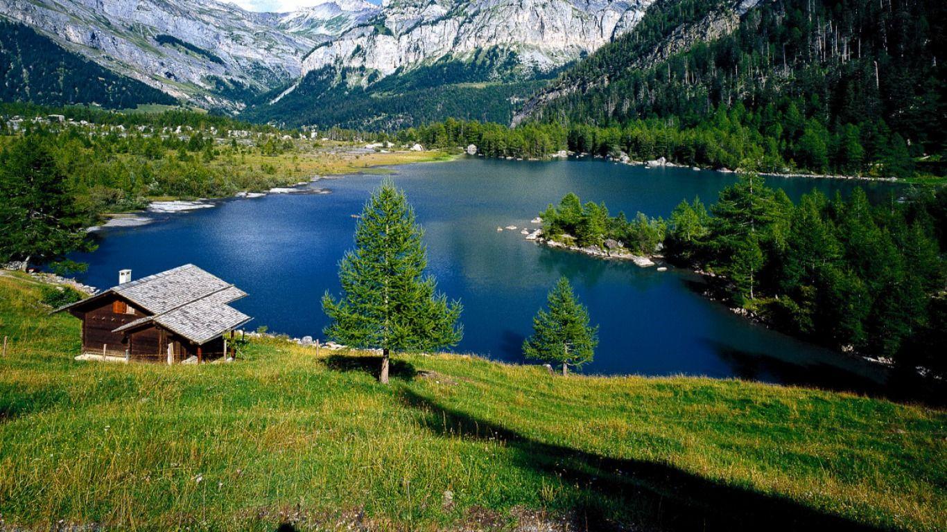 Mountain Cabin Wallpaper for Desktop
