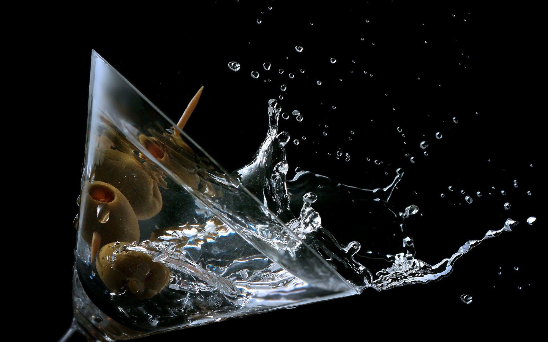 martini background wallpaper free, 242 kB Sheldon