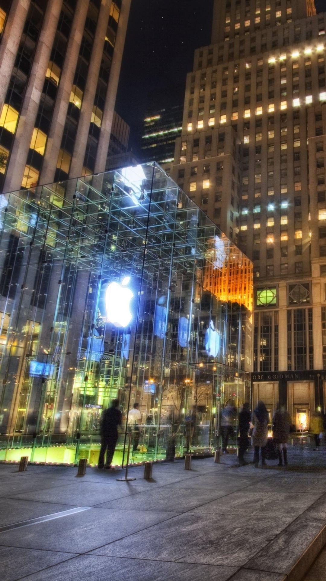 Apple Store in New York City Mobile Wallpaper 3599
