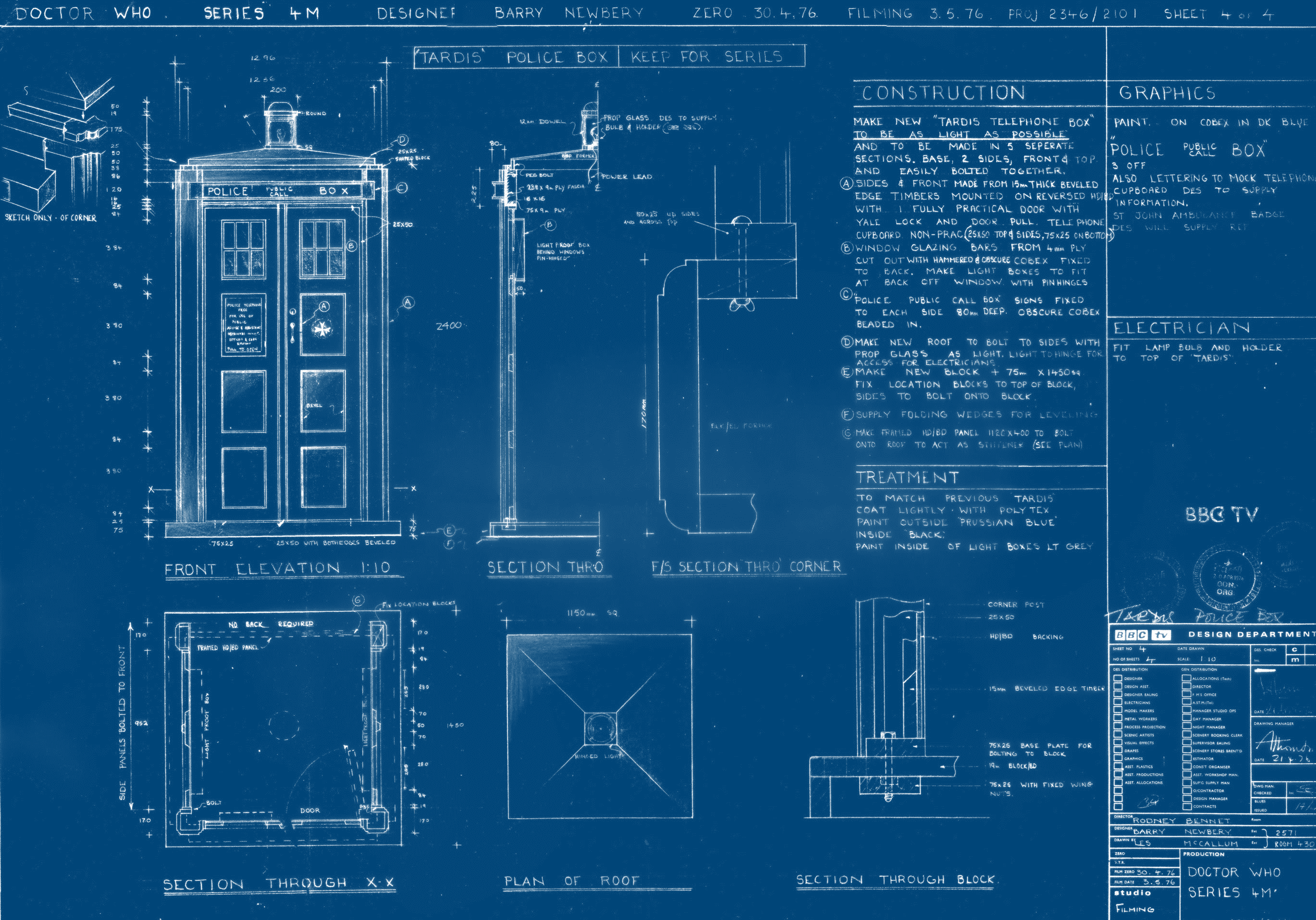 I made a desktop wallpaper of the Newbery TARDIS 4th Doctor