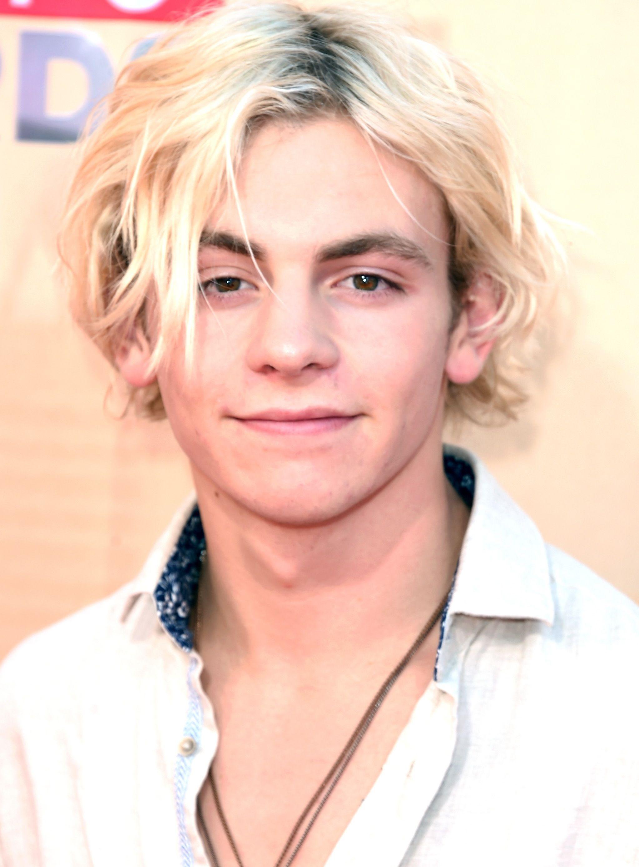 Ross Lynch 2015 Haircut