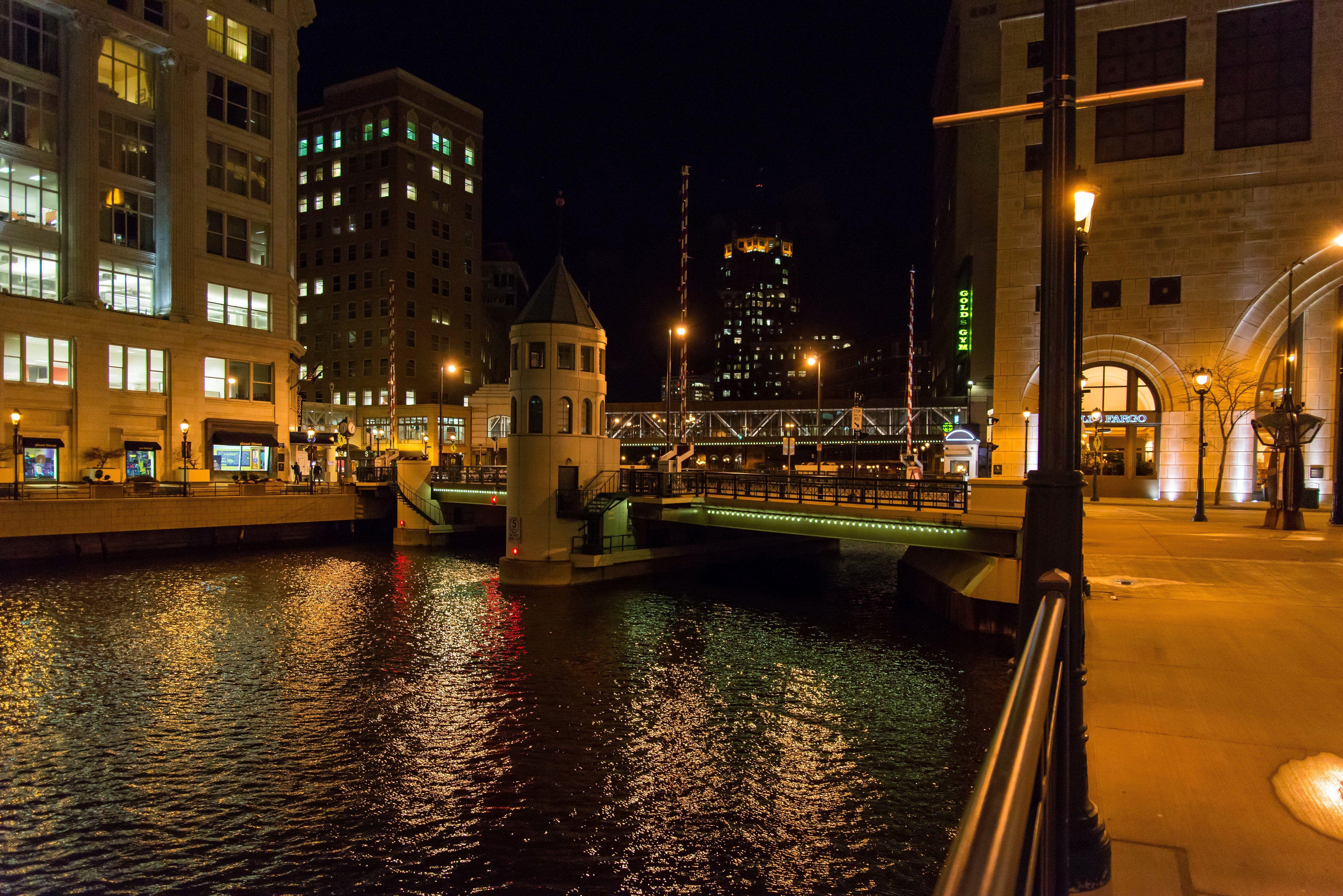 USA Houses Rivers Bridges Night Street lights Canal Milwaukee