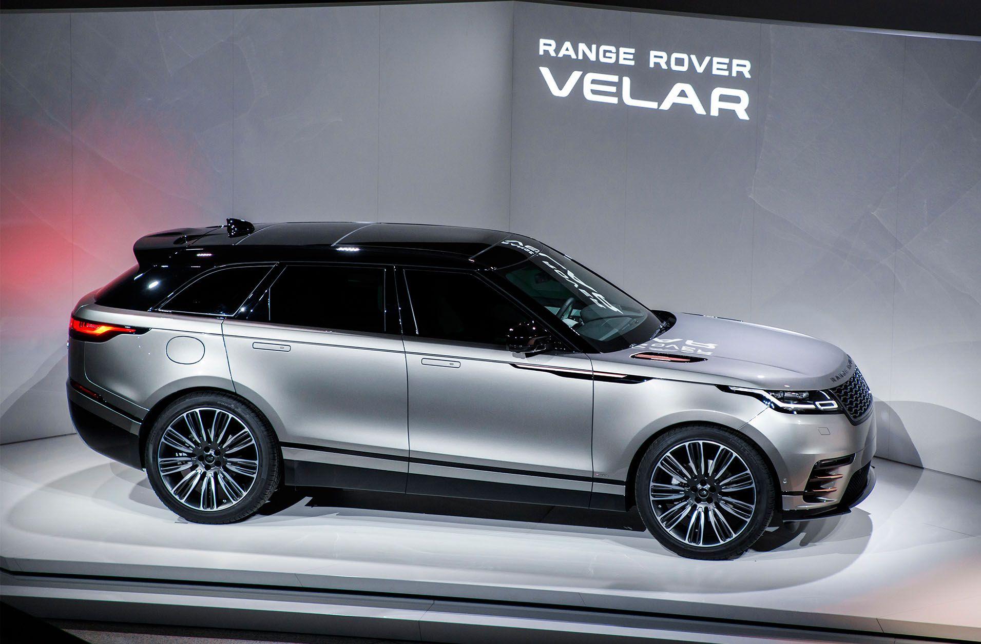 Range Rover Velar Background Wallpaper. HD Car Wallpaper