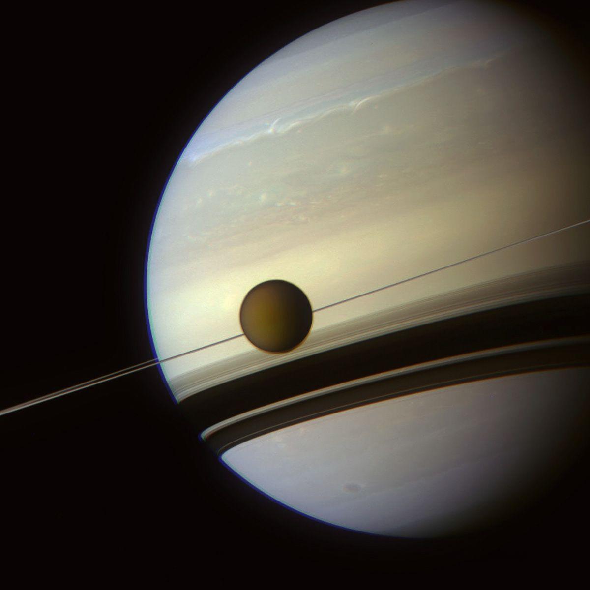 the shadows of Saturn's rings