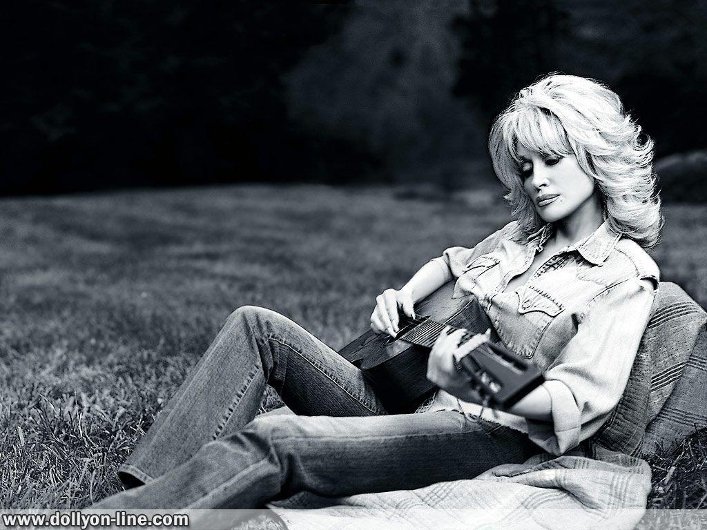 Dolly Parton On Line / Wallpaper