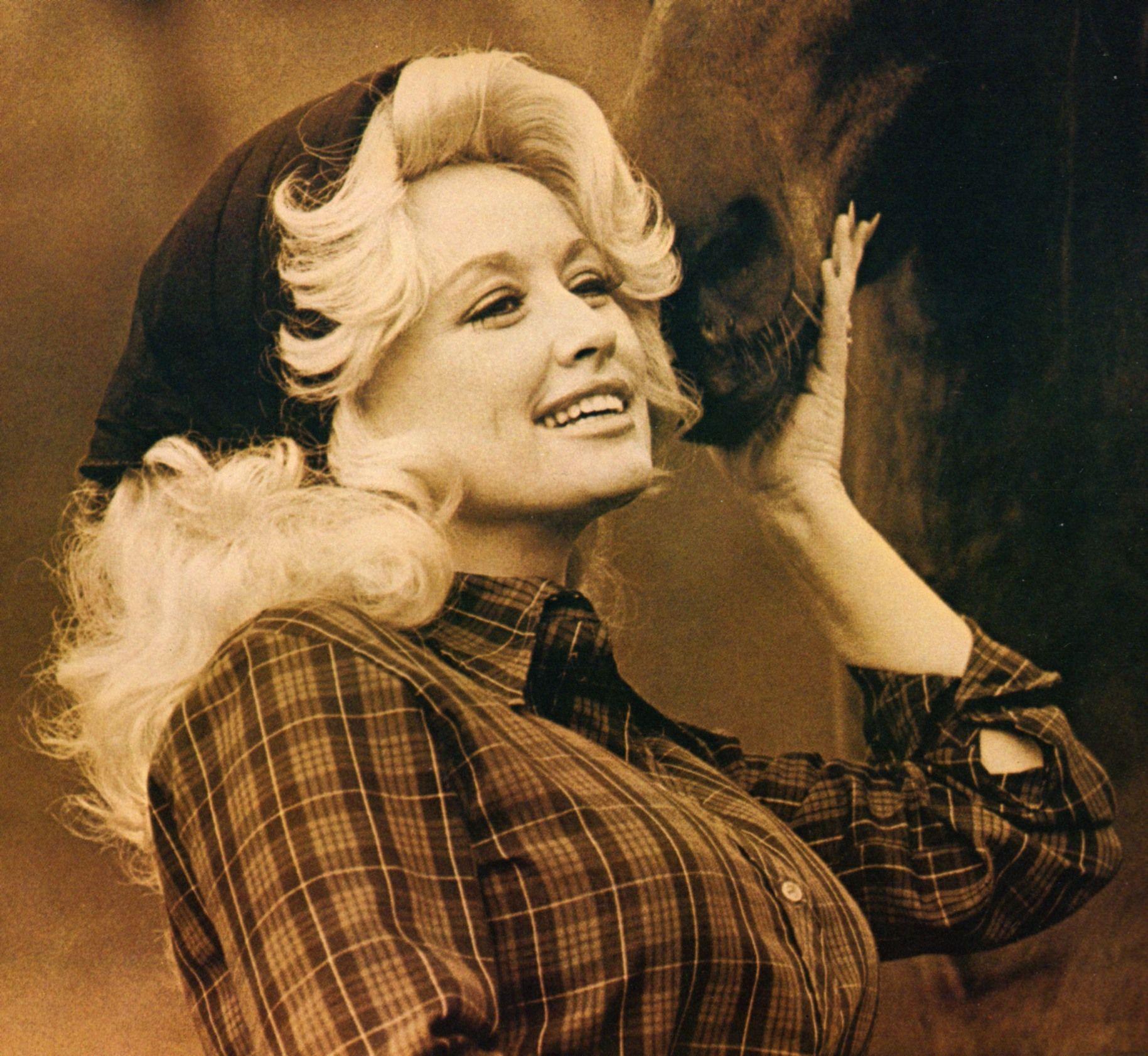 Dolly Parton Wallpapers - Wallpaper Cave