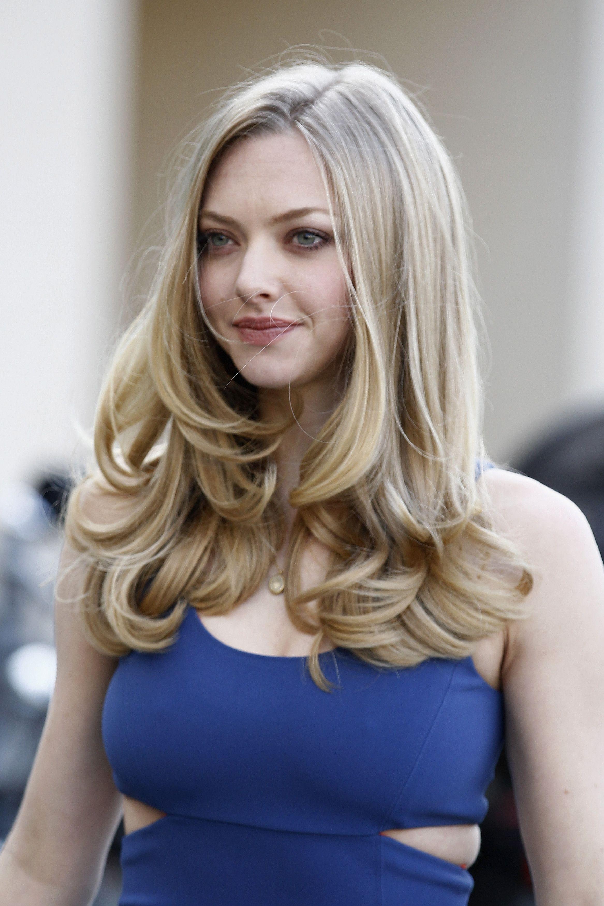 Hairstyles That Flatter an Oval Face. Hair layers, Amanda