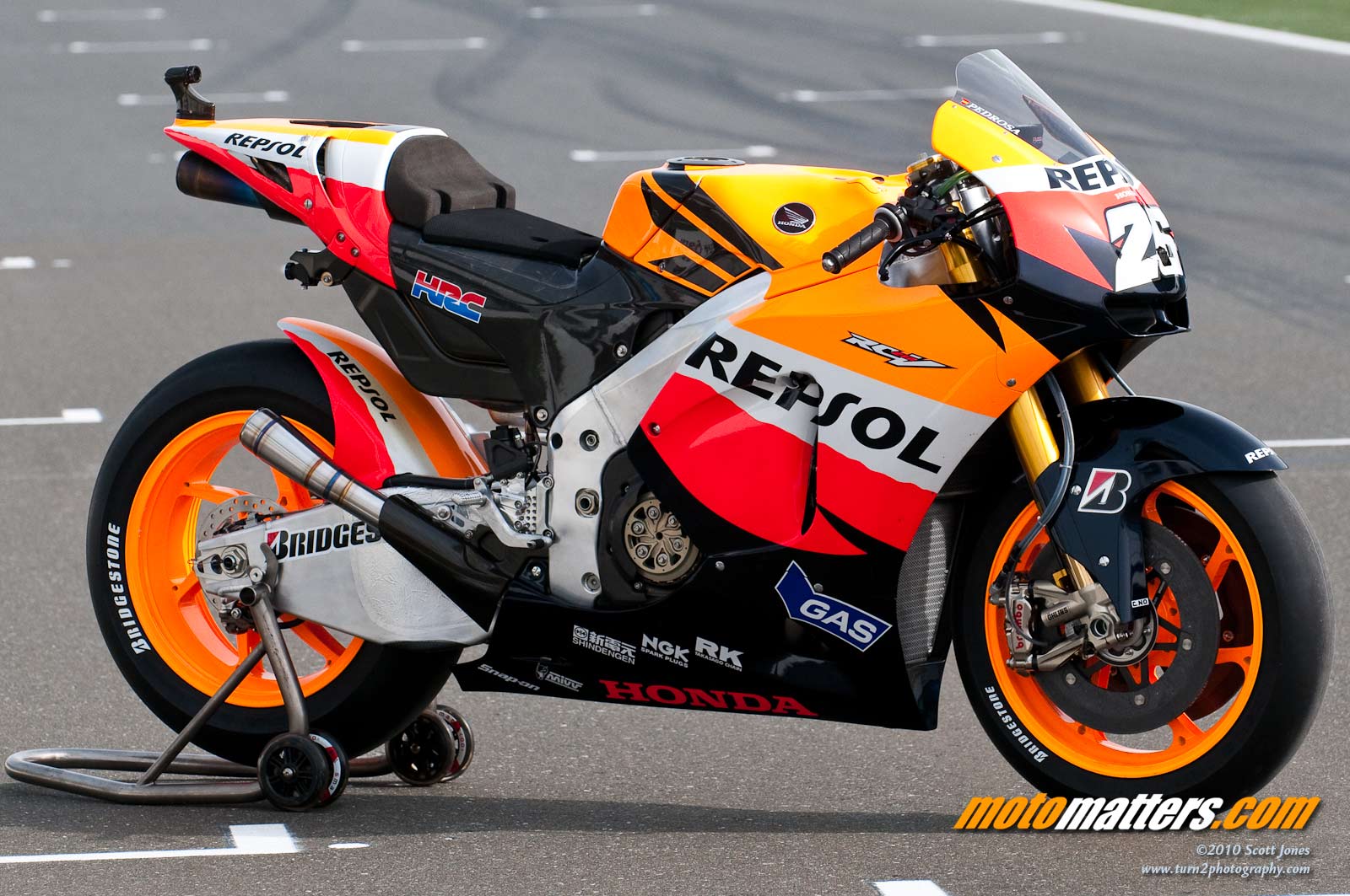 wallpaper HD for mac: Dani Pedrosa MotoGp Wallpaper HD