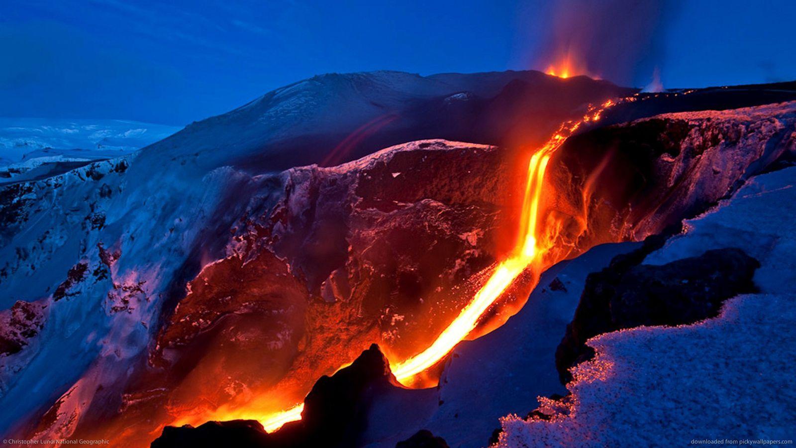 Download 1600x900 Iceland Lava Cascade Wallpaper