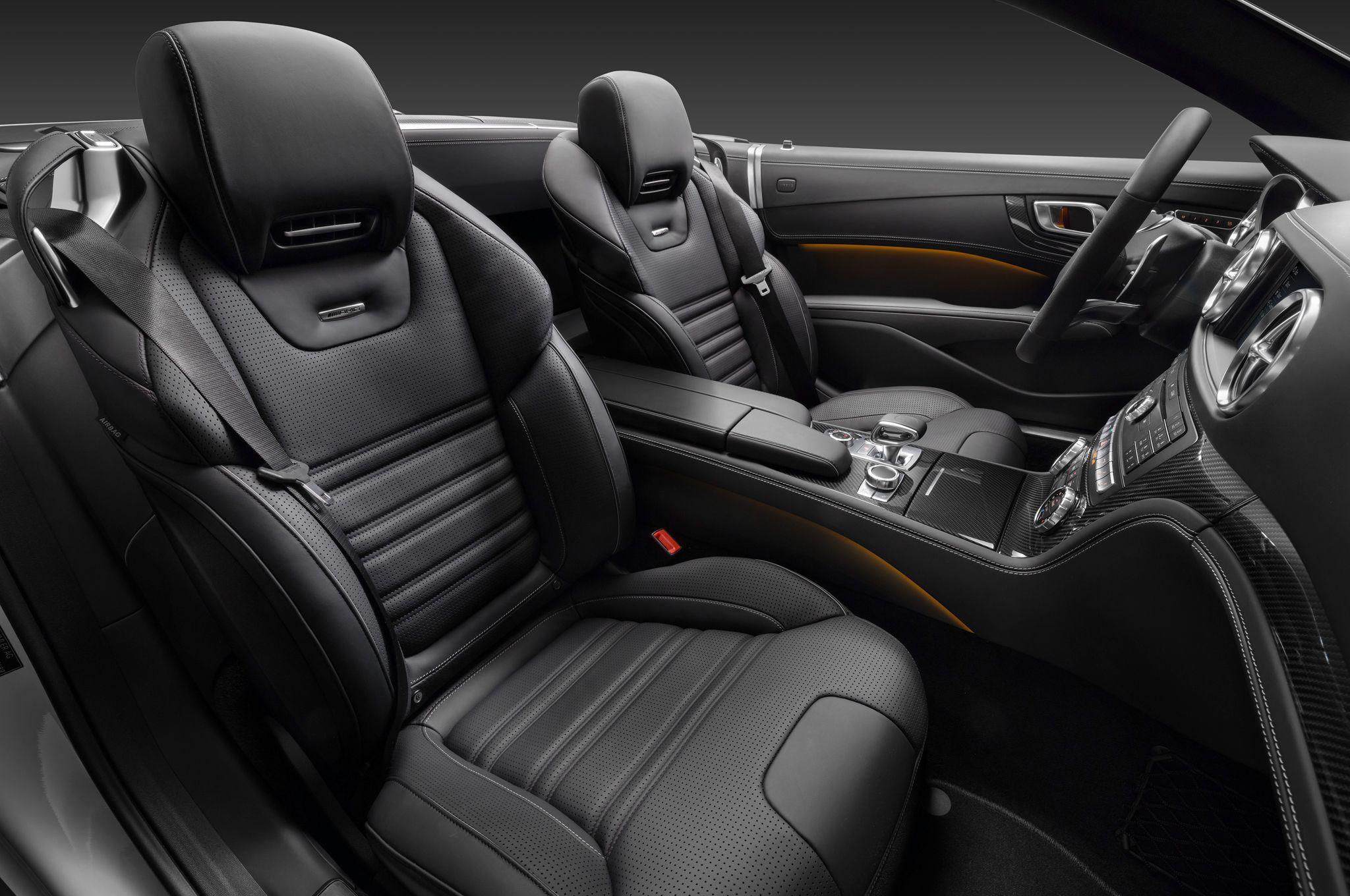 Mercedes Benz SL Roadster Shows Its New Face In L.A