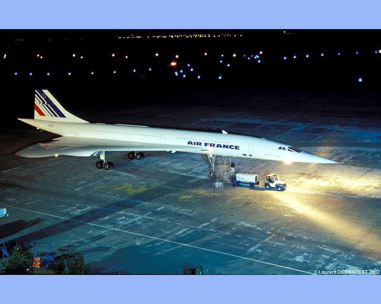 Concorde supersonic jet / Computer / Wallpaper