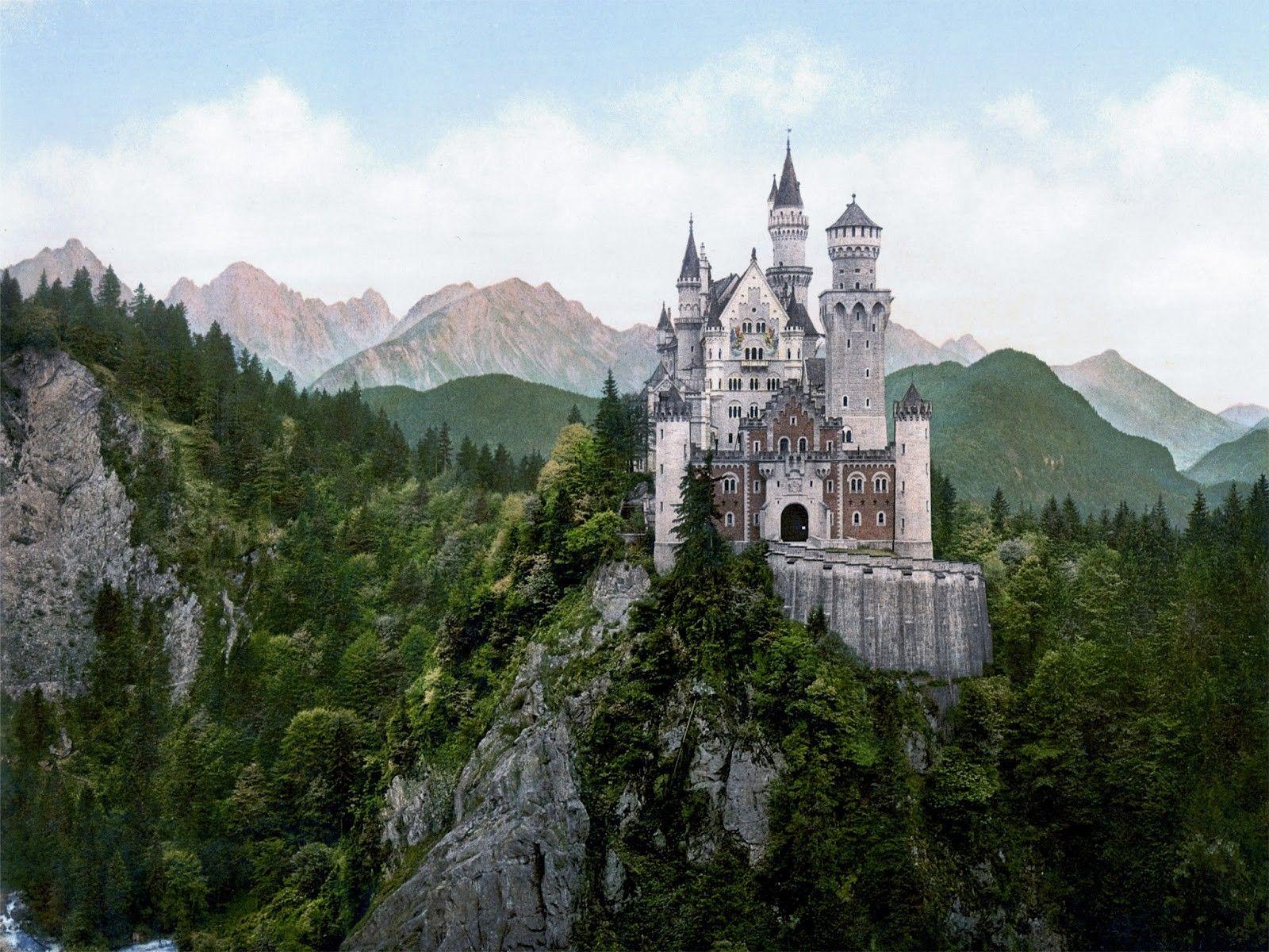 Amazing Look of Castle in Germany HD Wallpaper
