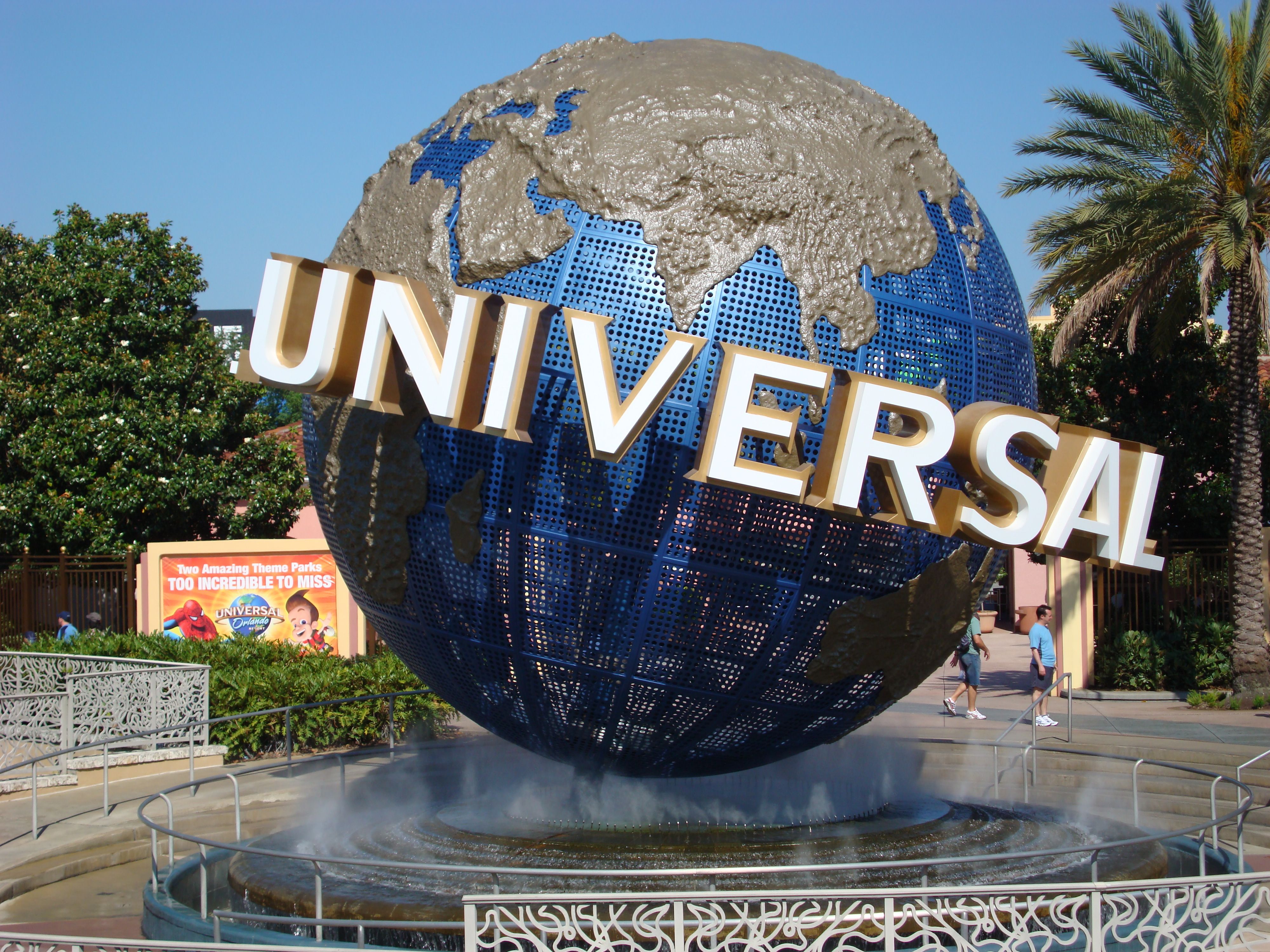 1600x1067px Widescreen image of Universal Studios Singapore 26