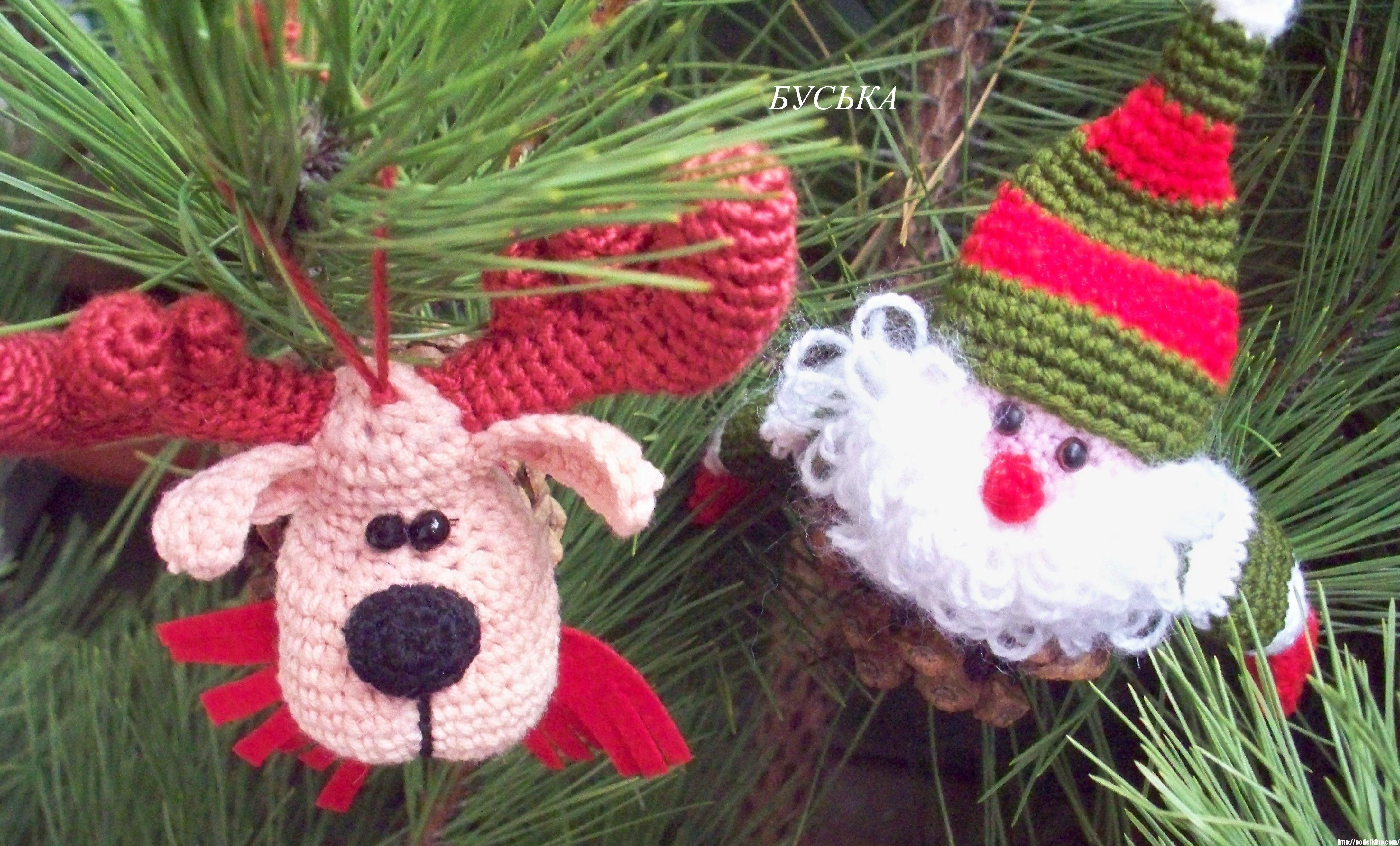 Christmas toys knitting needles wallpaper and image