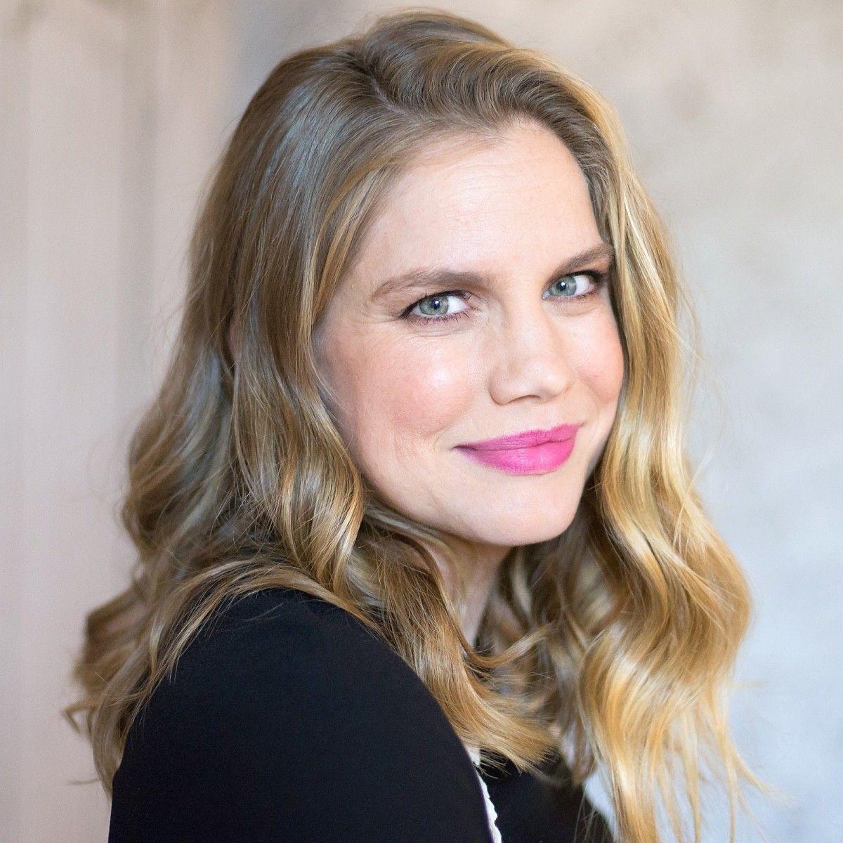 Anna Chlumsky Wallpapers - Wallpaper Cave