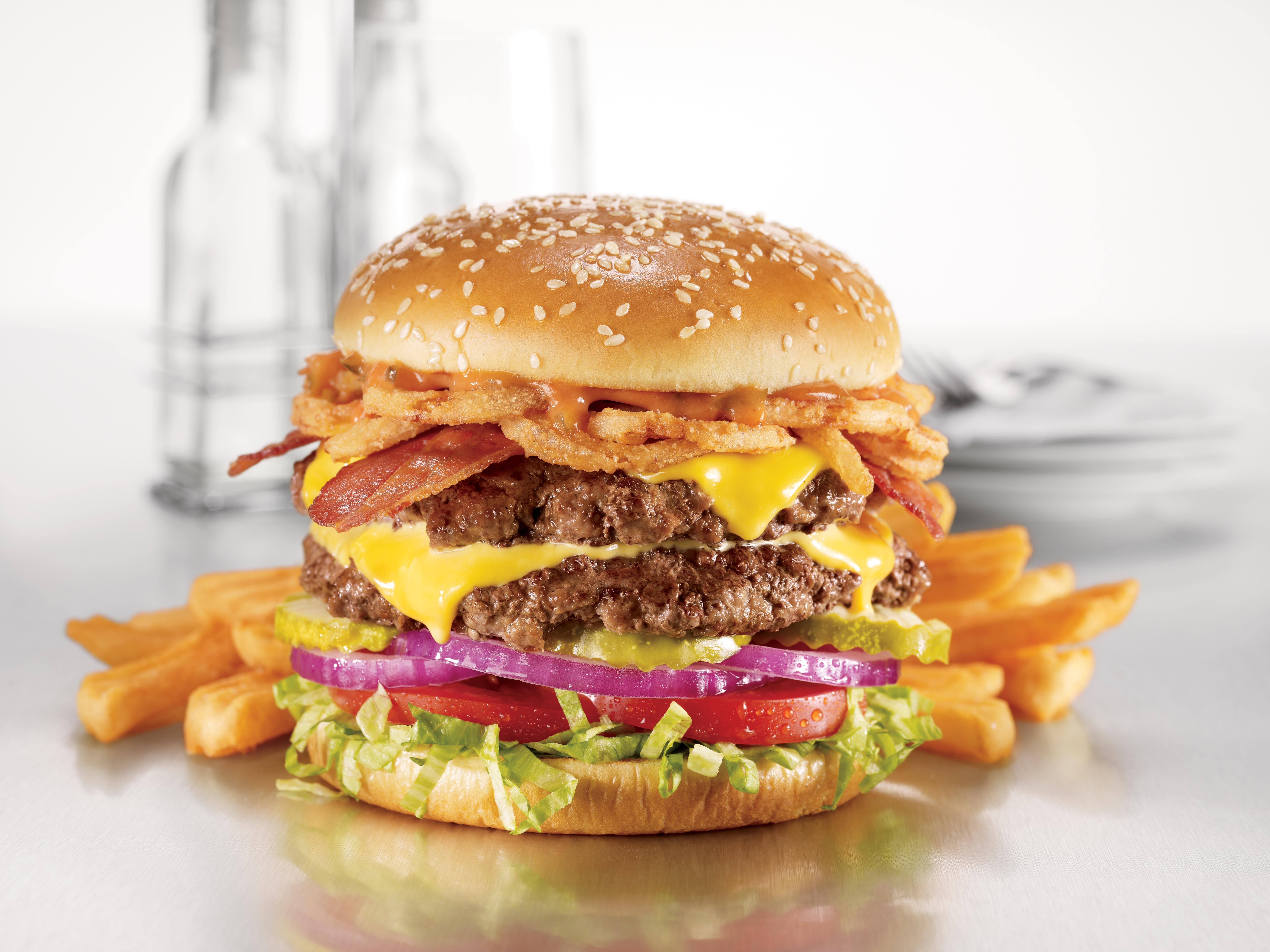 I give to you a 39 megapixel photo of a cheeseburger. Bask in its