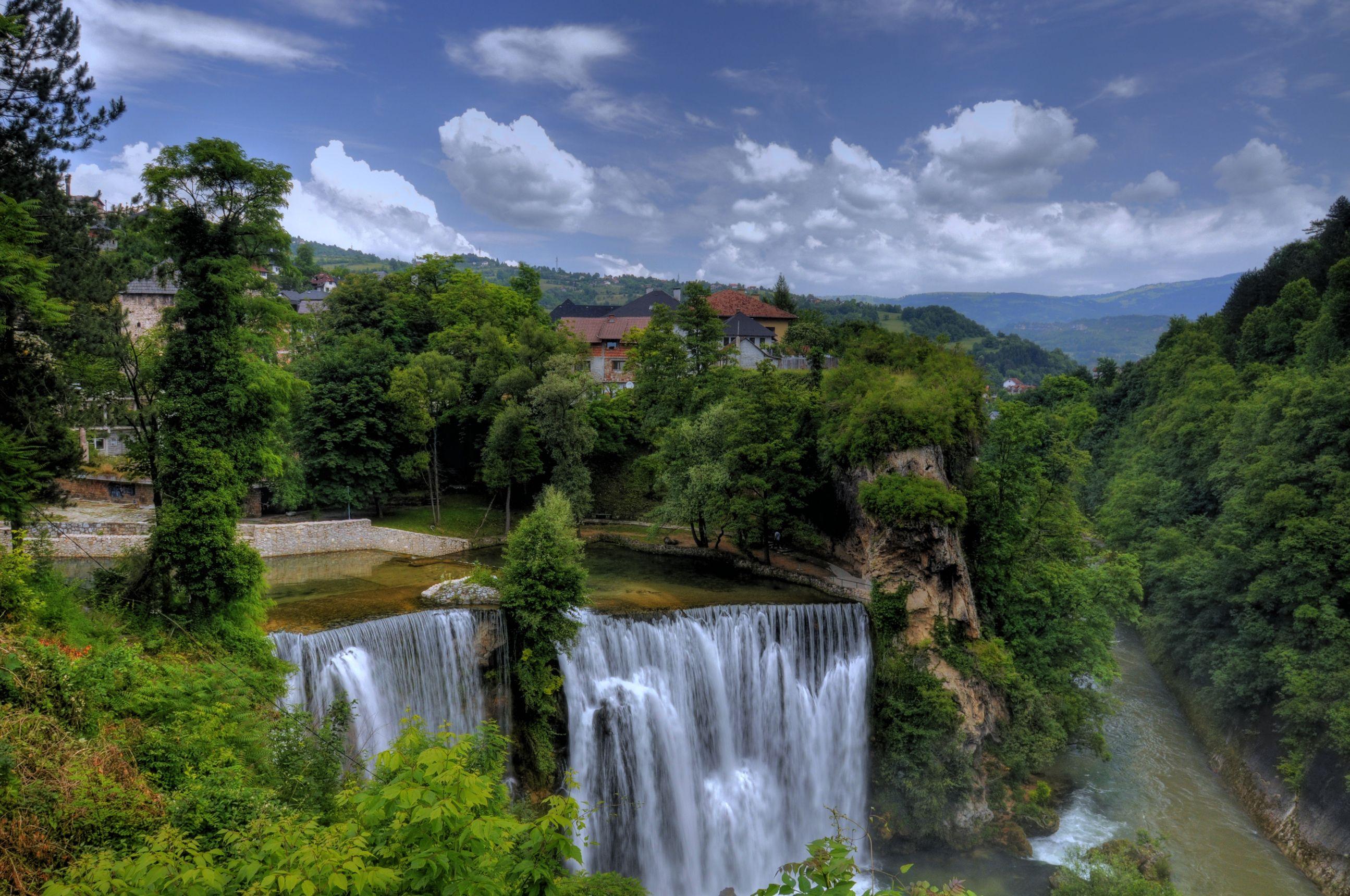 Wallpaper Bosnia and Herzegovina Jajce Nature Waterfalls 2590x1720