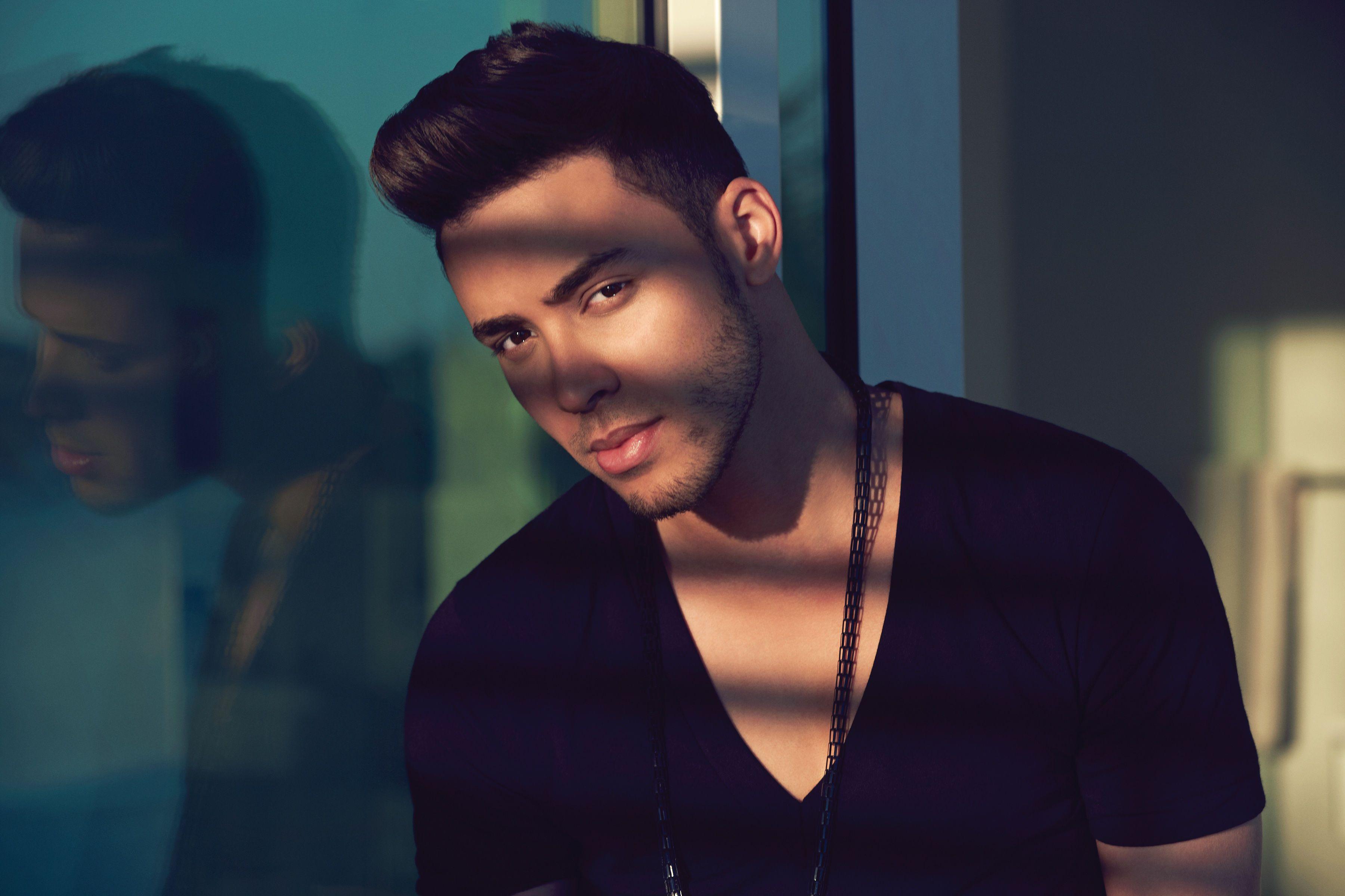 Background For Prince Royce Background