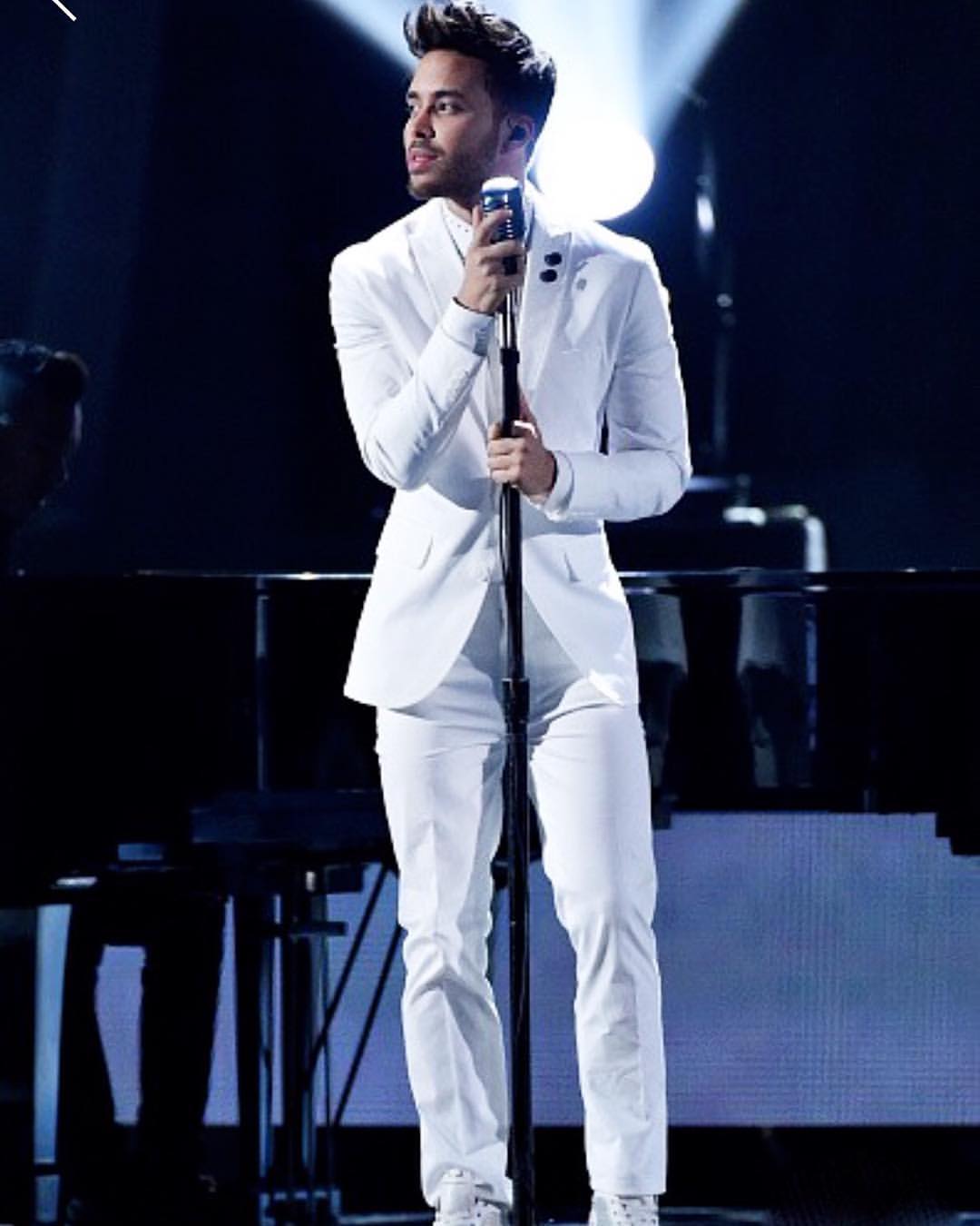 Prince Royce rocked the Latin Grammys just sayin. Music is life