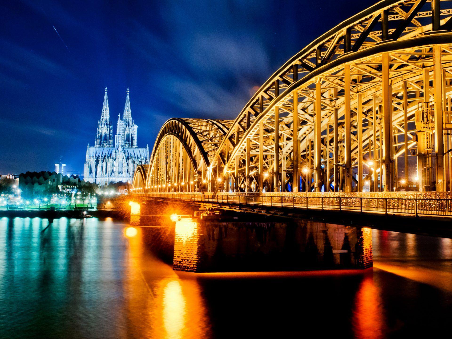 Cologne Cathedral and Hohenzollern Bridge Germany wallpaper 52